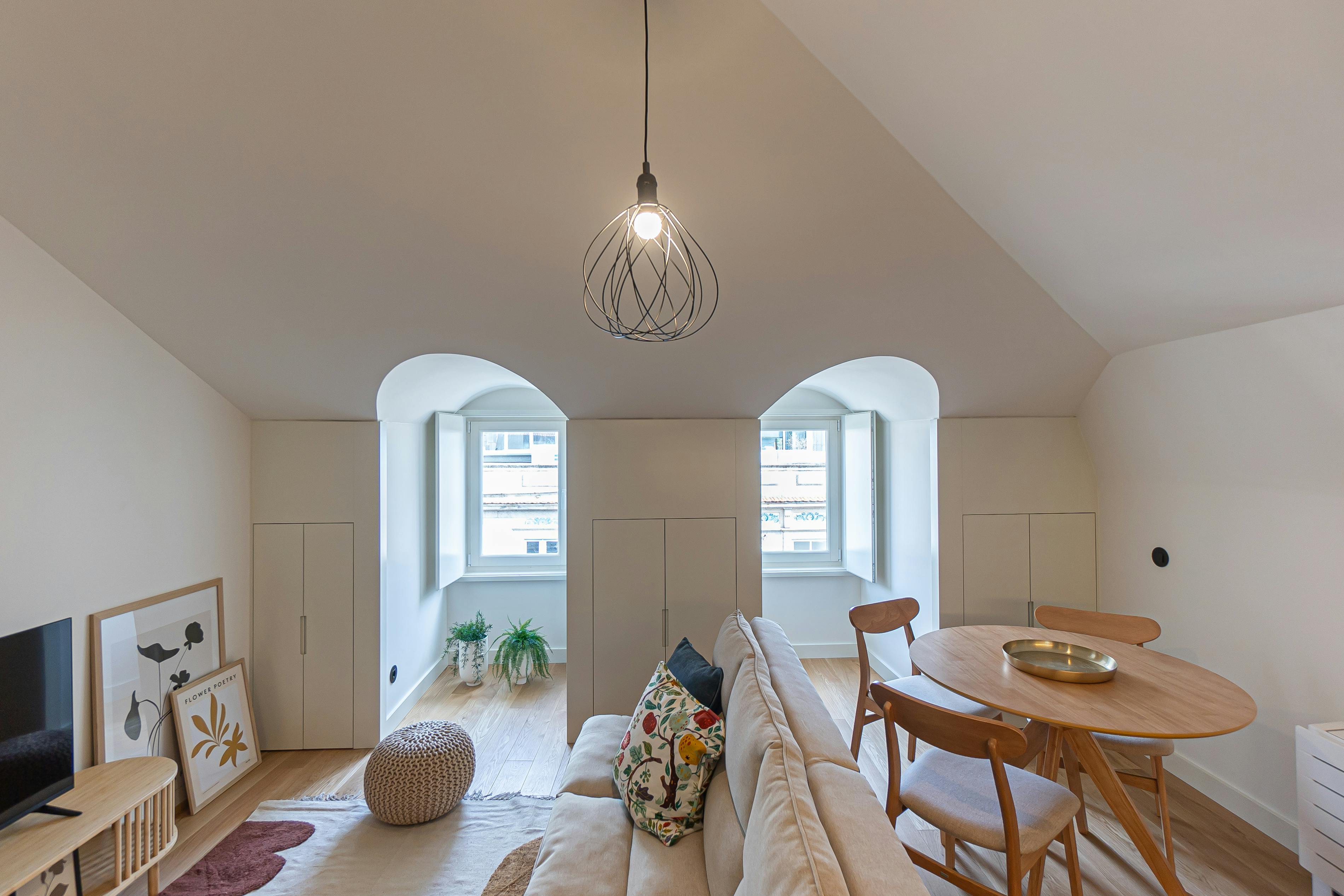 Rua de Fernandes Tomás, Porto preview