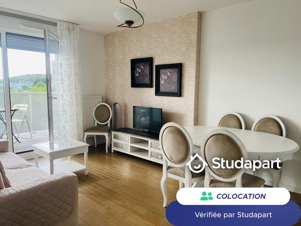 Private room for rent for €770 per month in Massy, Rue Alexandra David-Neel