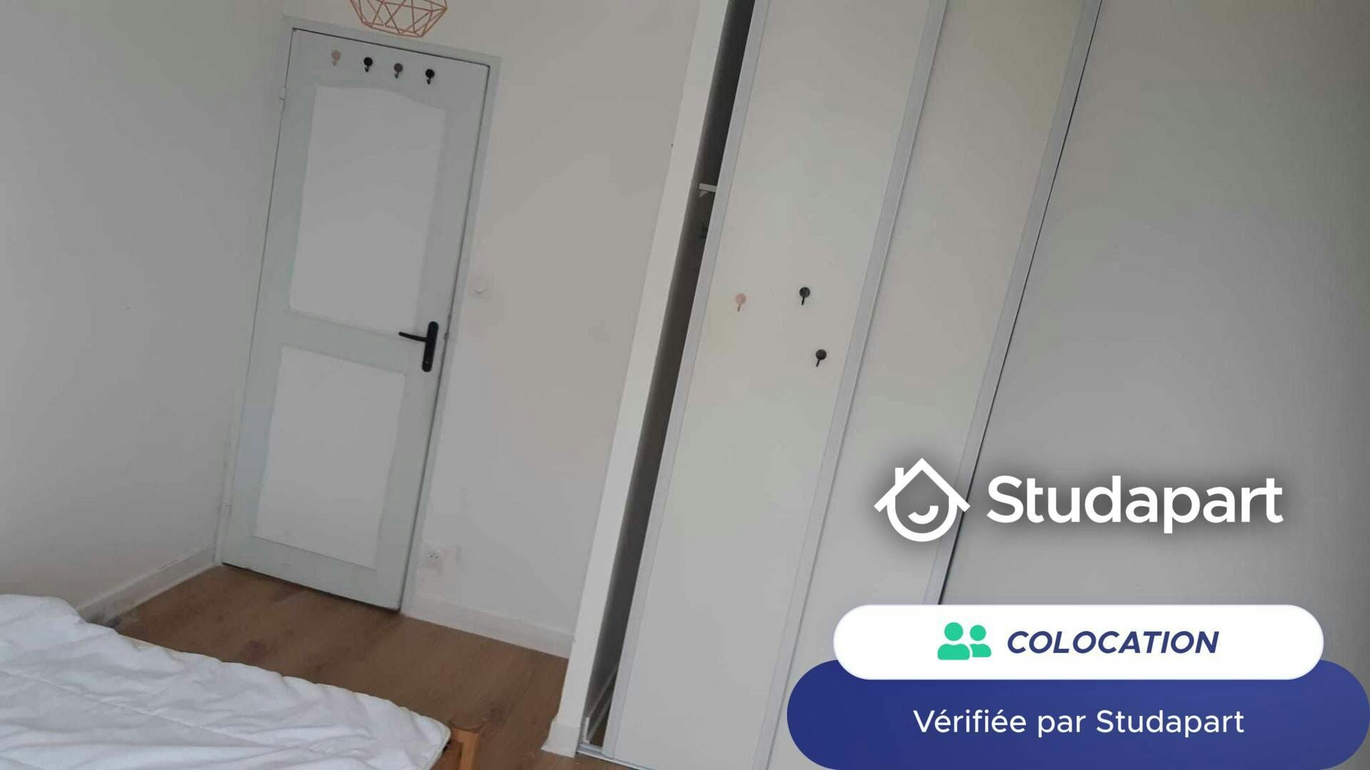 Private room for rent on Allée des Pinsons, Nantes - Plus