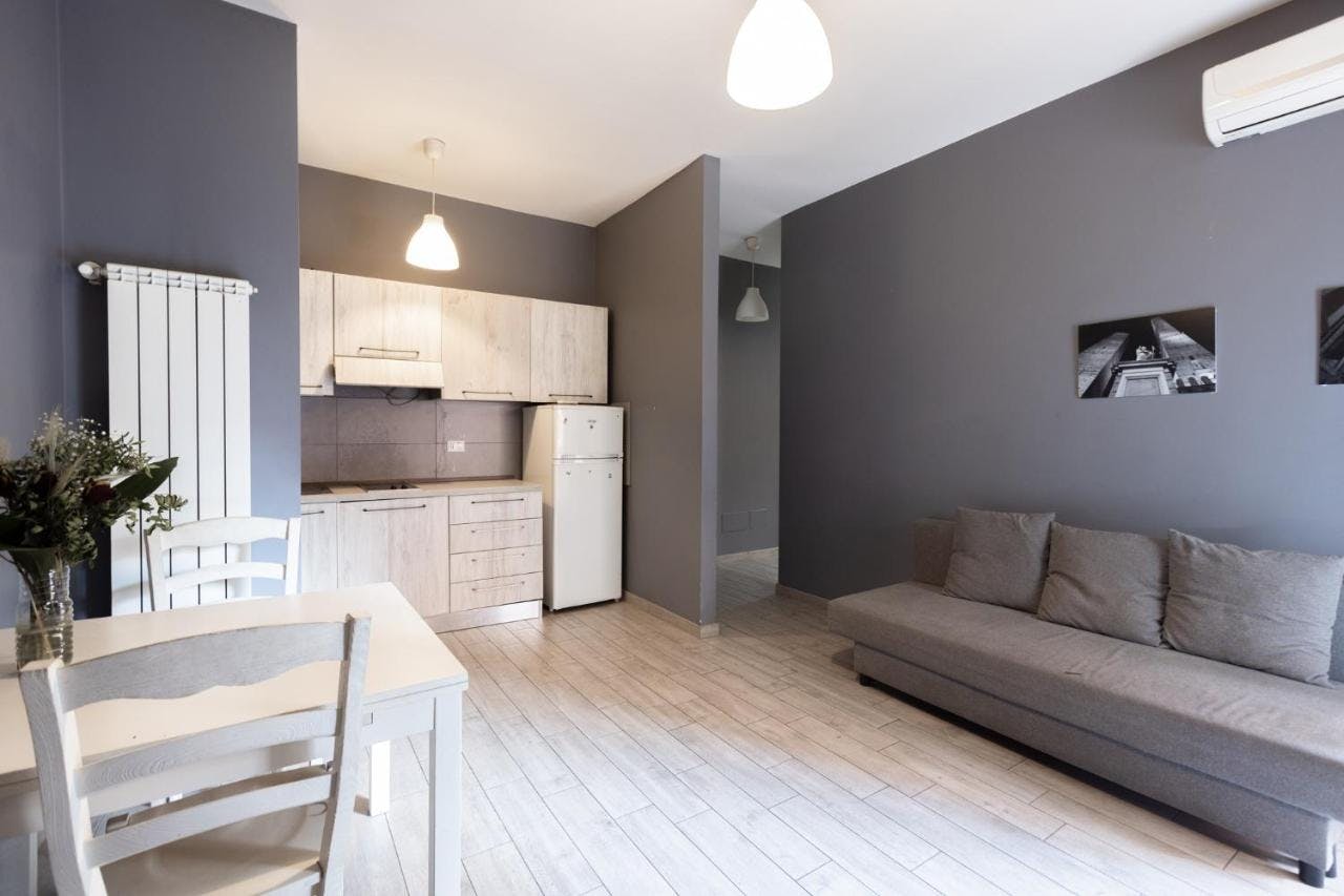 Via Mascarella, Bologna