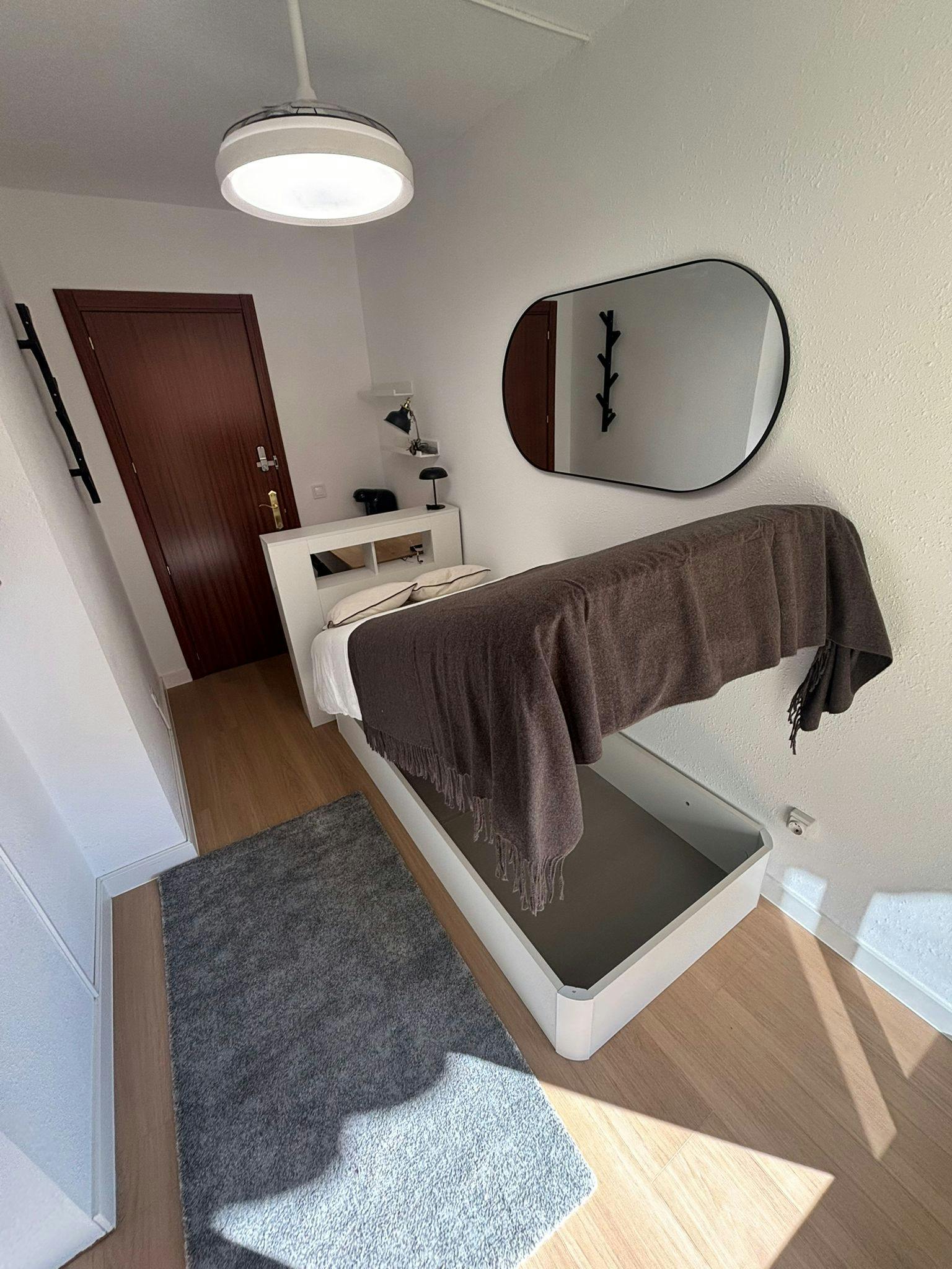 Single room Alicante (Alacant), 1 bed, 6m² — photo 2