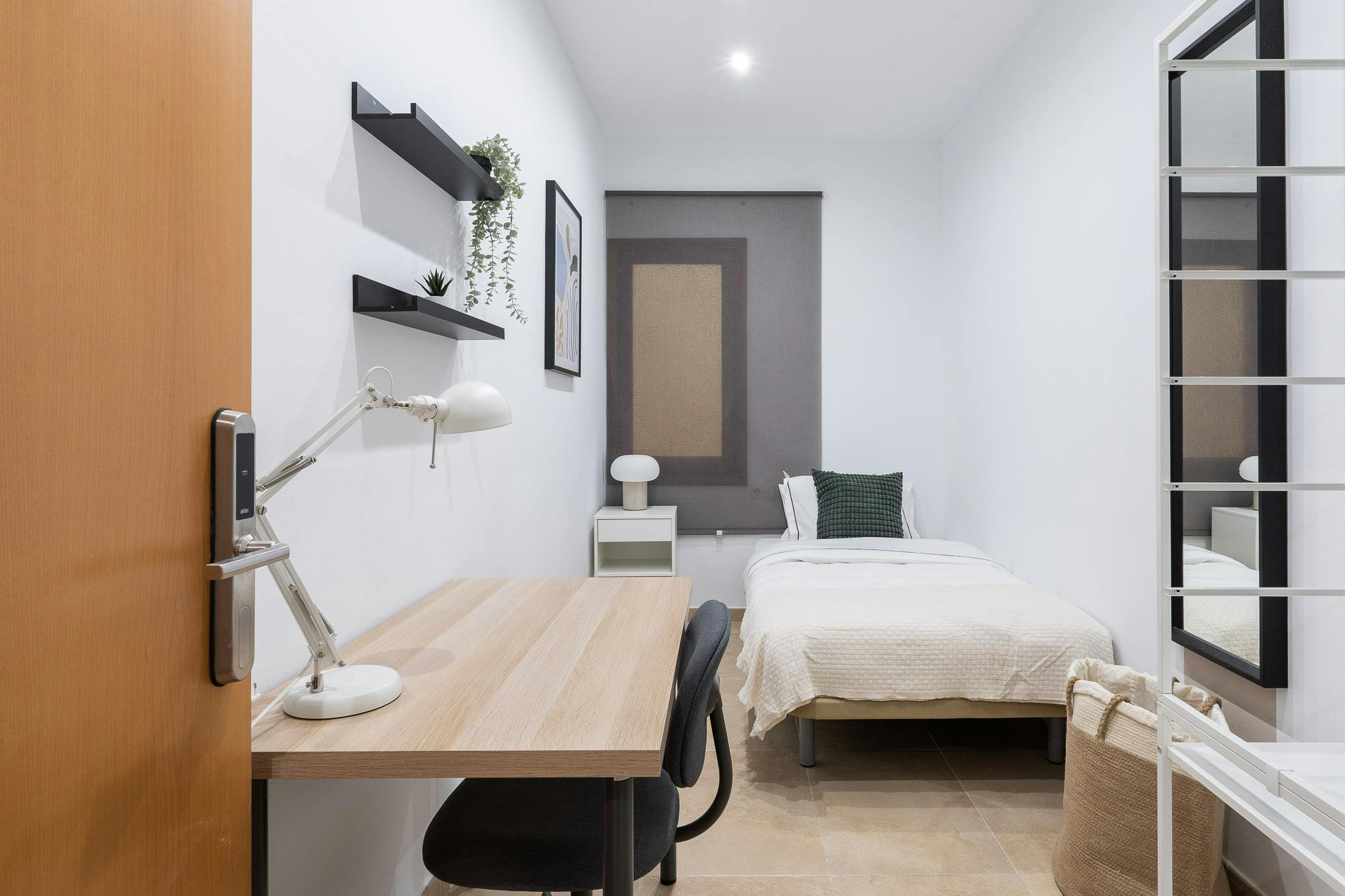 Carrer del Comte Borrell, Barcelona preview