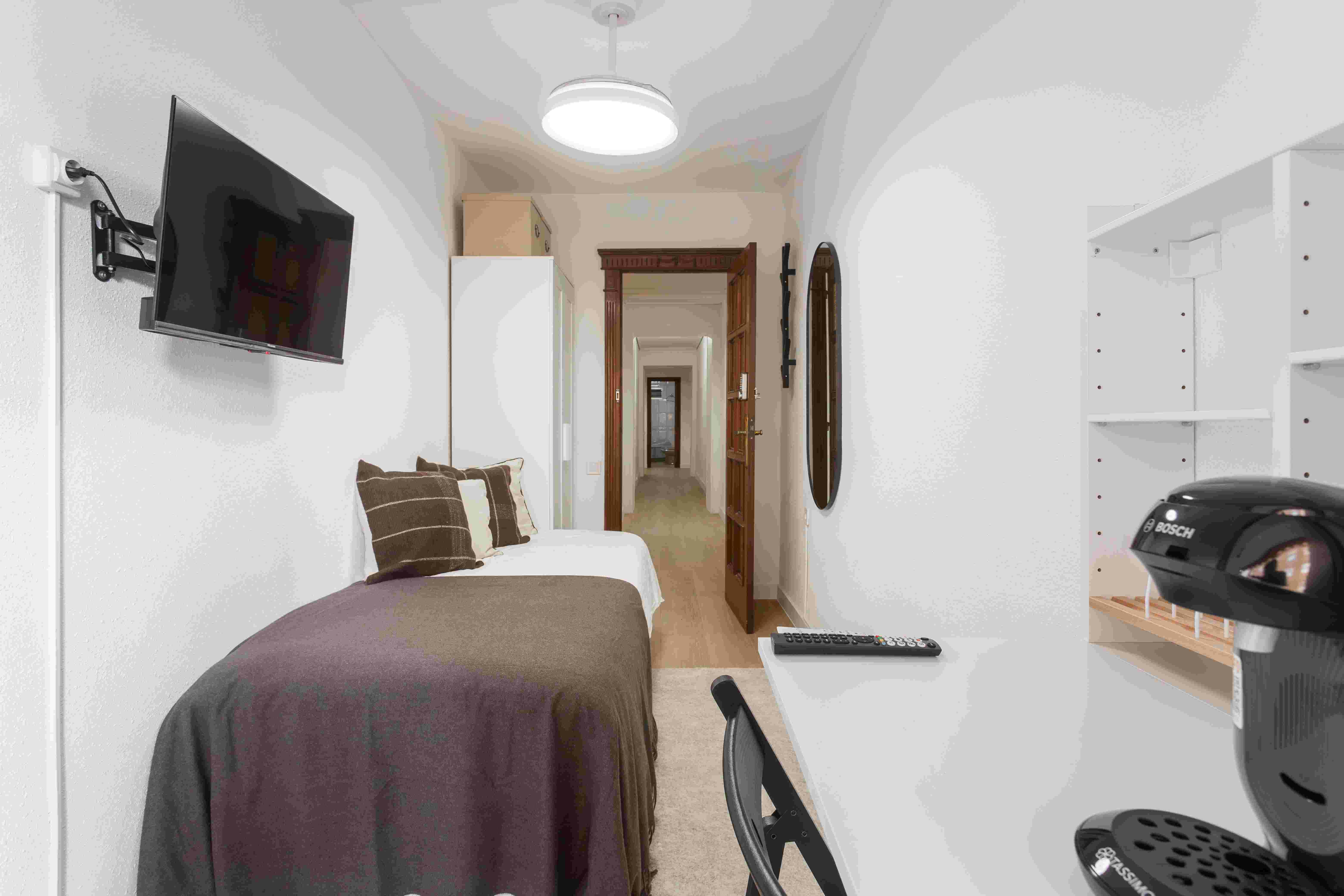 Private room for rent for €390 per month in Alicante (Alacant), Calle Churruca