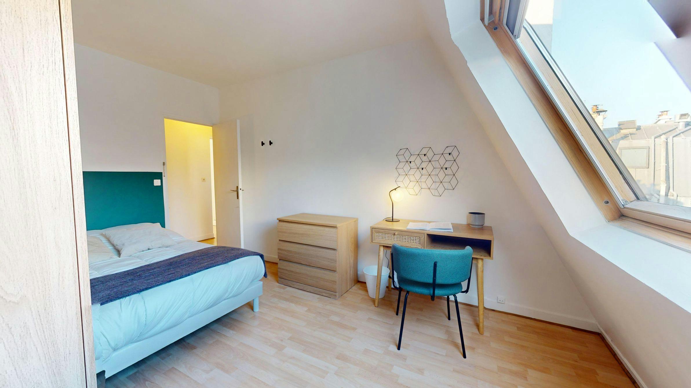 Apartment Paris, 1 bed, 12m² — photo 1