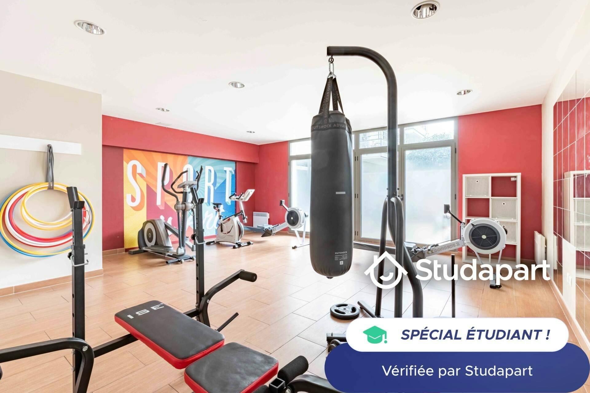 Private room for rent on Rue Jean Bleuzen, Vanves – pohled 5