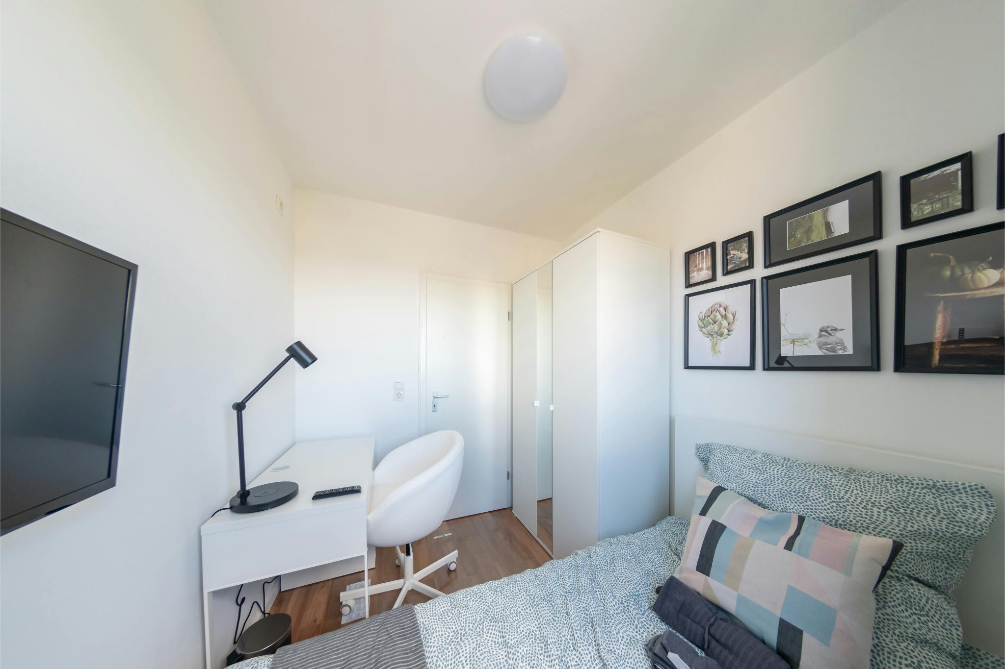 Private room for rent on Schönbornstraße, Frankfurt am Main - Widok 4