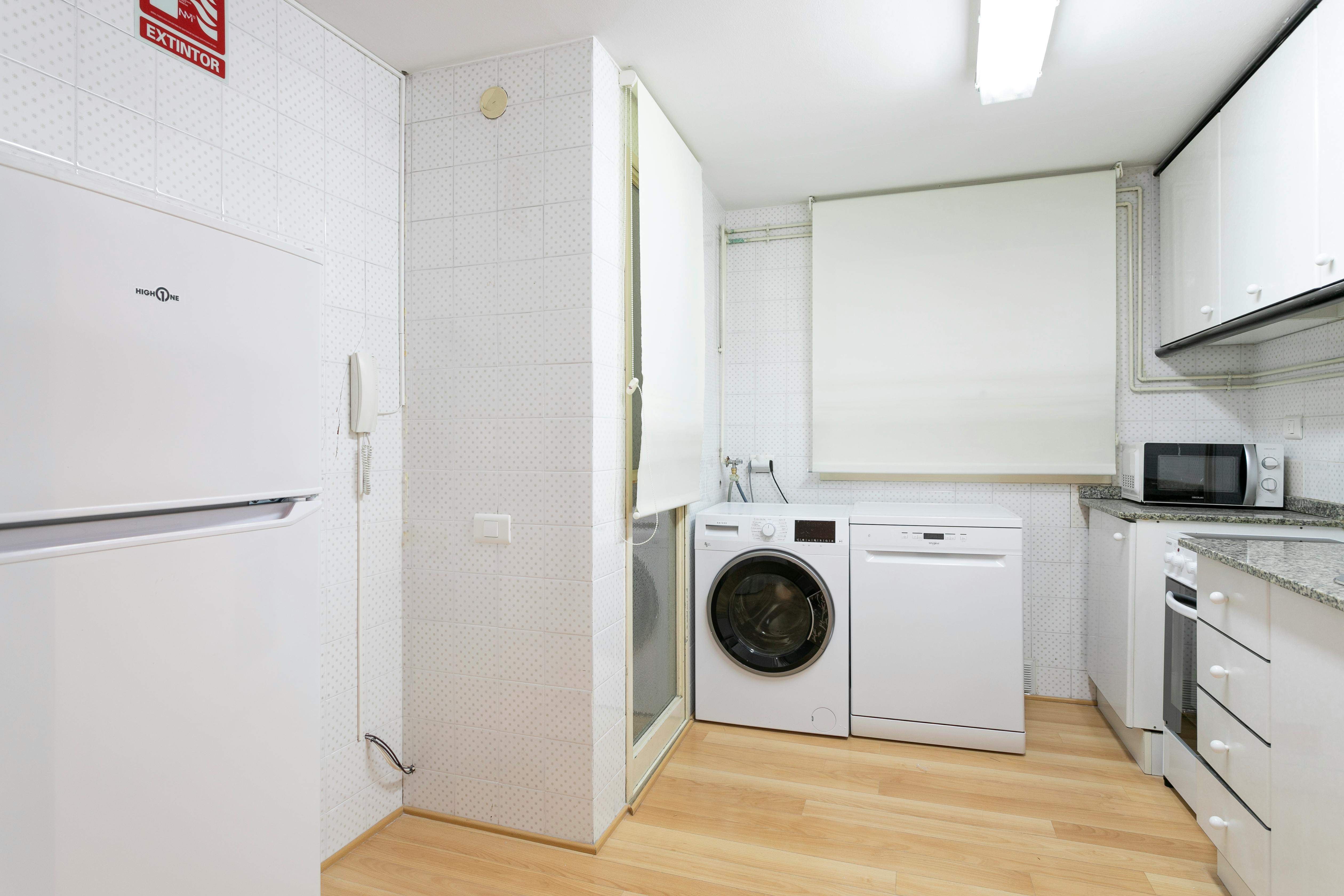 Apartment Alicante (Alacant), 1 bed, 6m² — photo 10