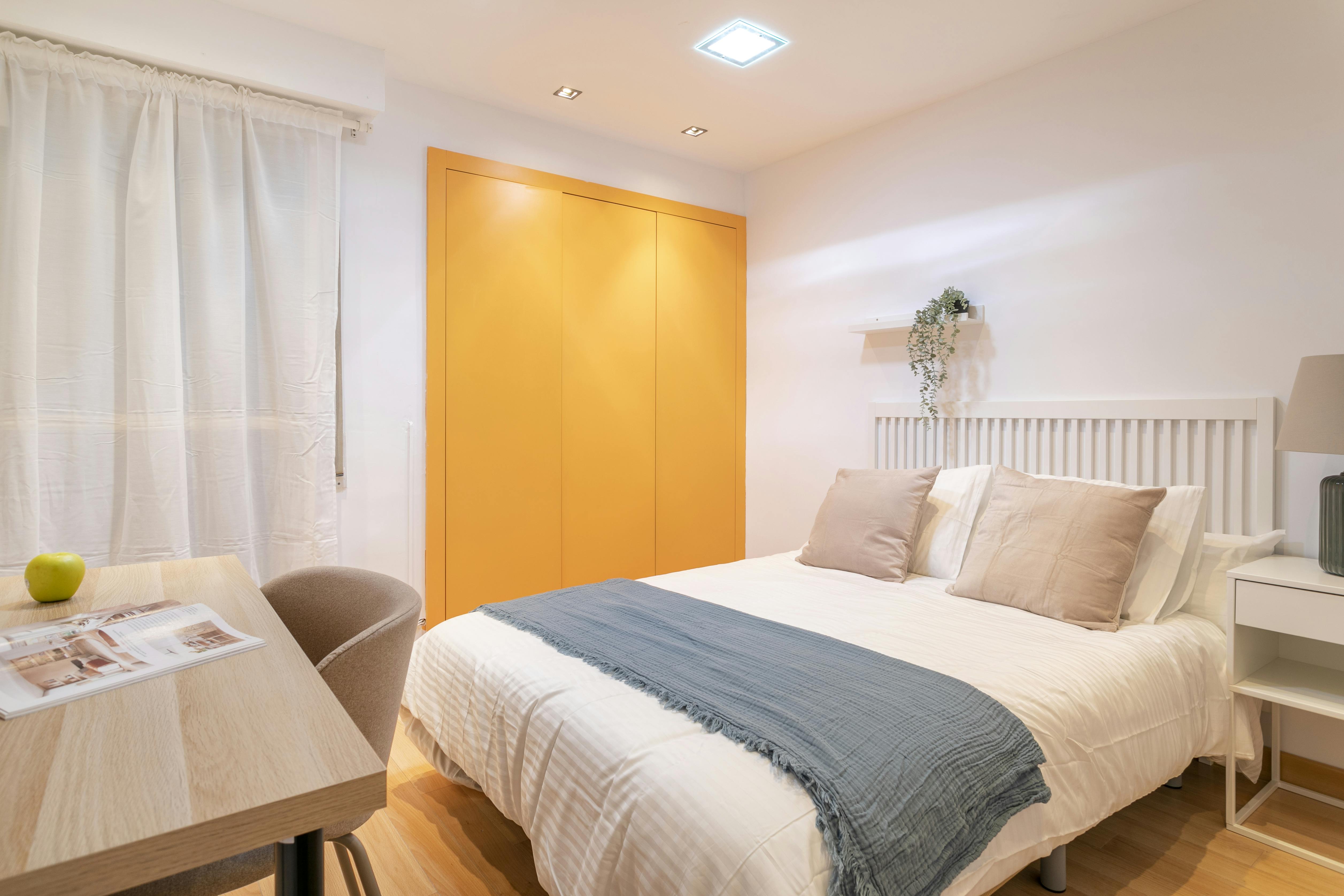 Private room for rent for €475 per month in Alicante (Alacant), Avenida Alfonso El Sabio