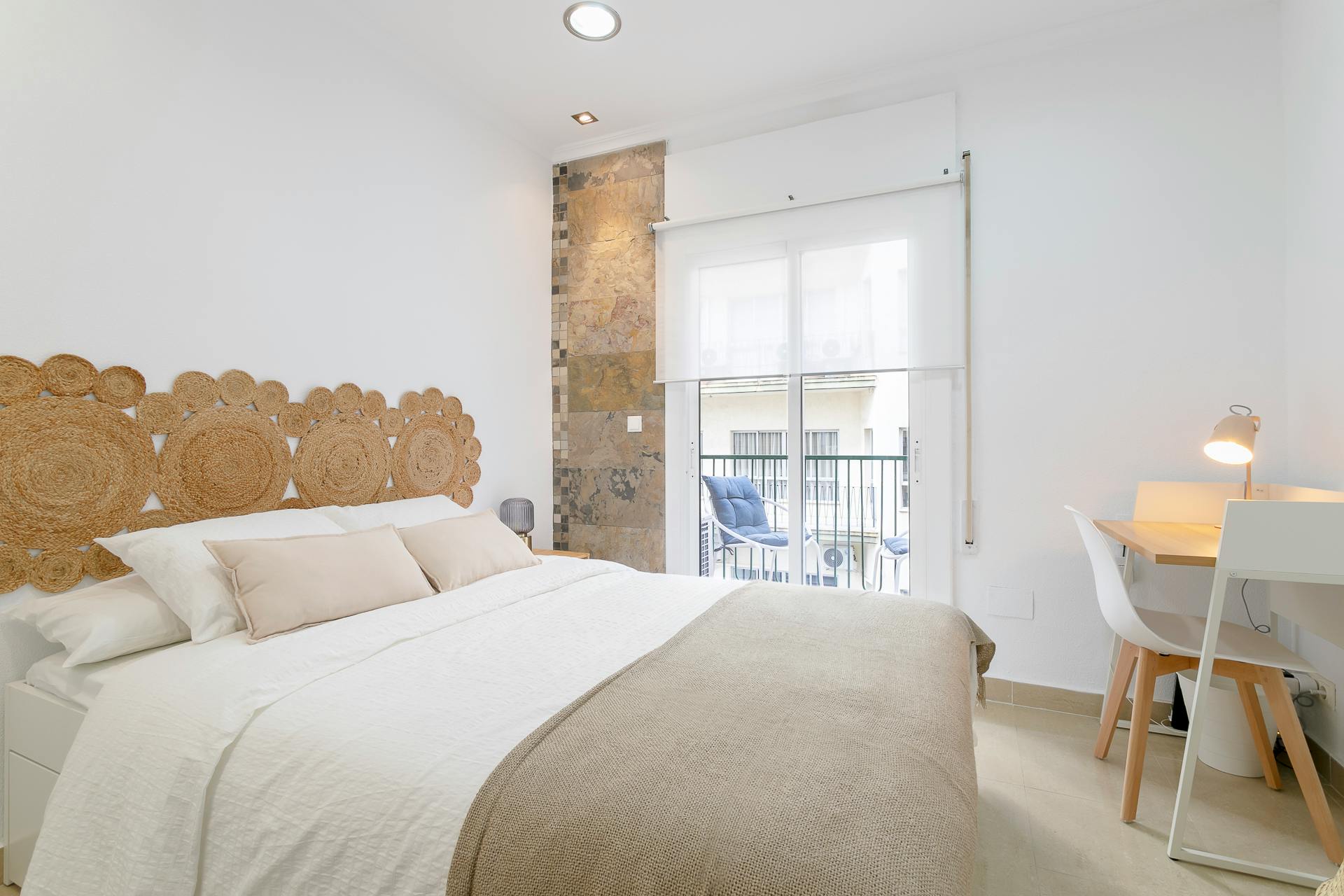 Calle Pintor Cabrera, Alicante (Alacant) preview