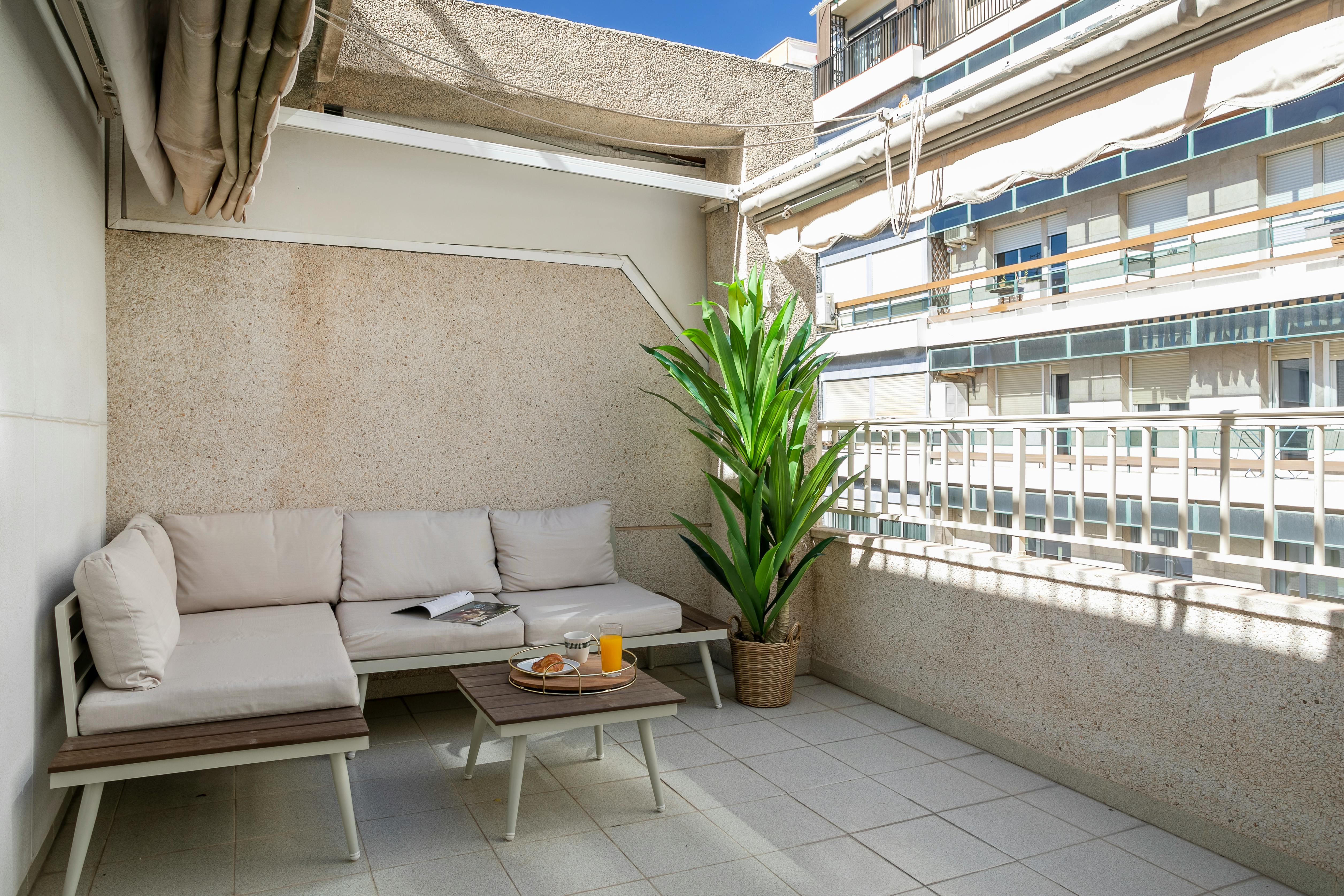 Apartment Alicante (Alacant), 1 bed, 18m² — photo 7