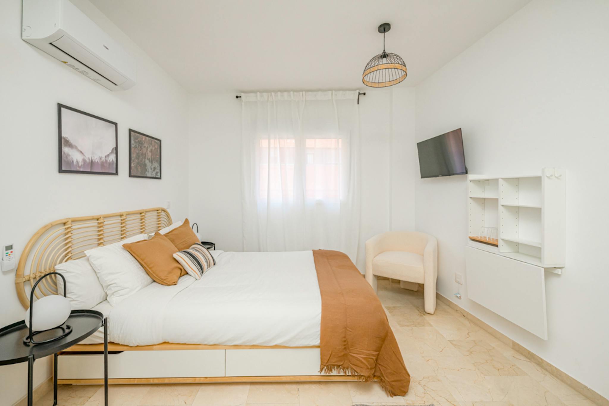 Calle de la Salvia, Madrid preview