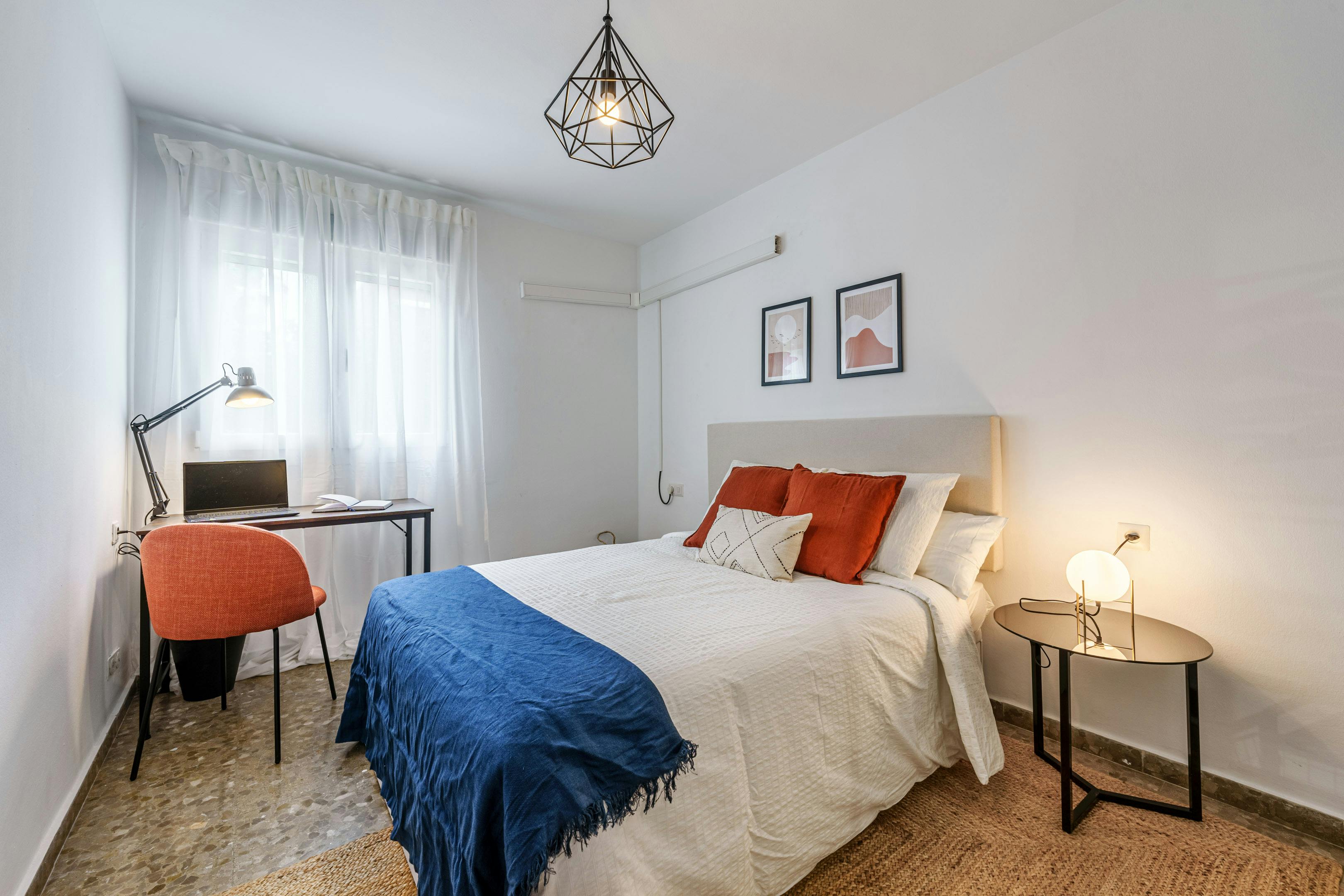 Habitación privada en alquiler por 600 € al mes en Málaga, Calle Fernández Fermina