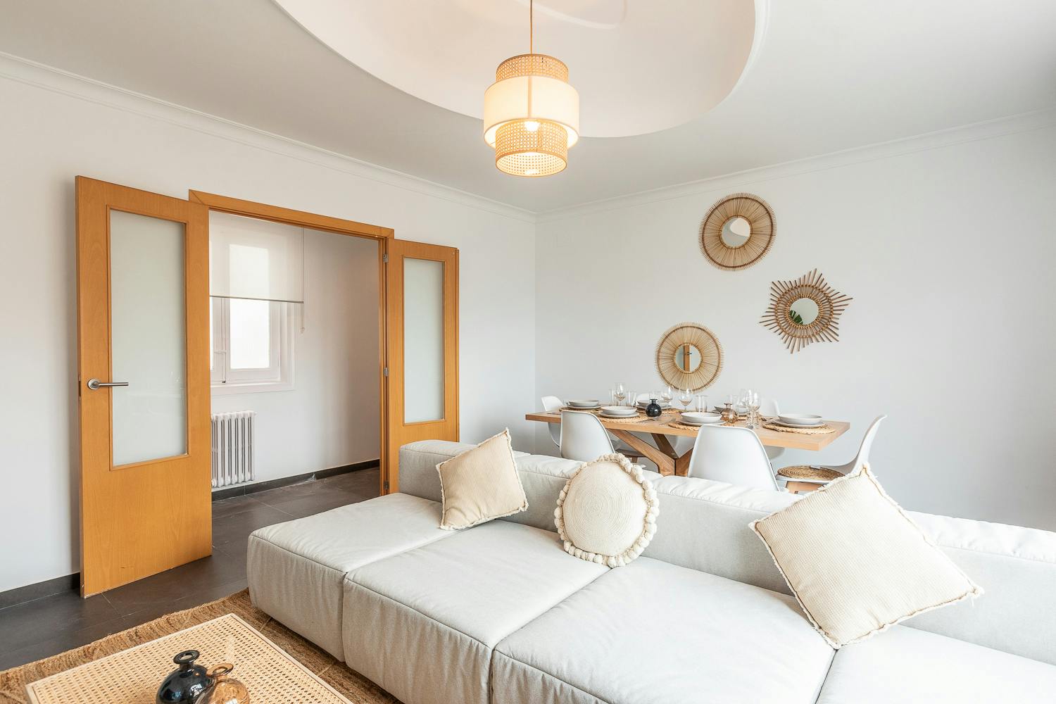 Apartment Valencia, 1 bed, 10m² — photo 1