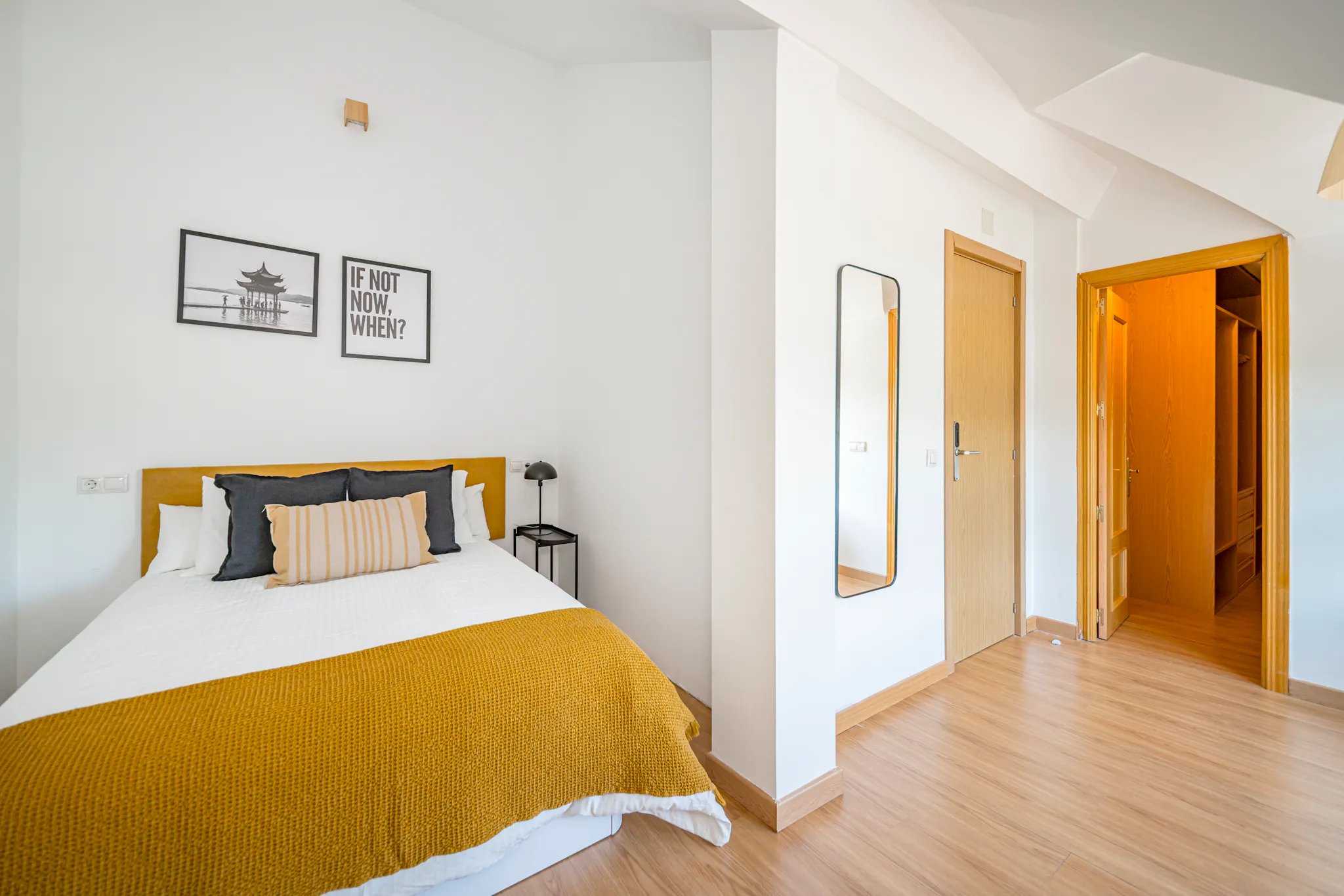 Calle de Villaamil, Madrid preview