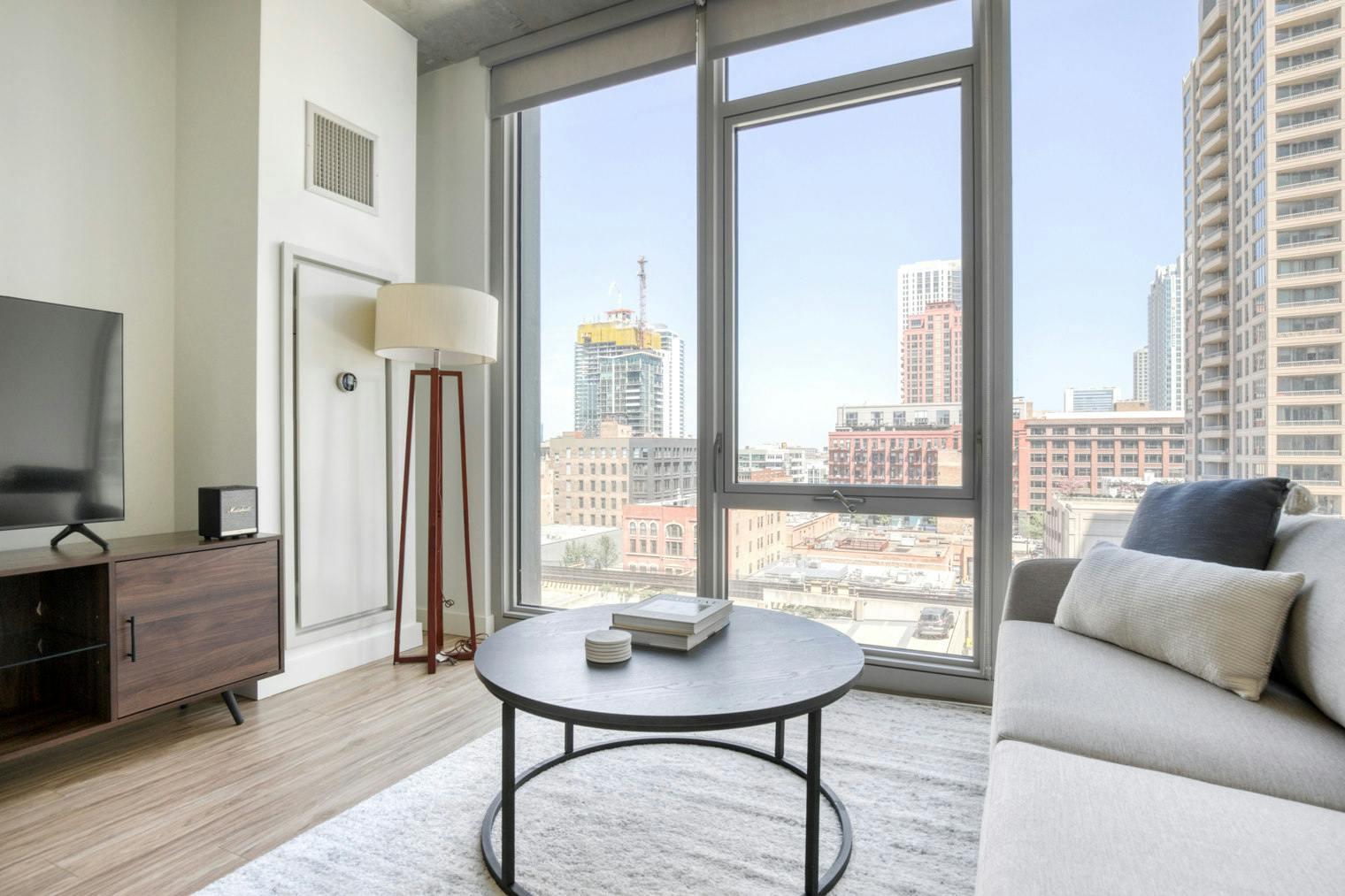 North Desplaines Street, Chicago, IL preview