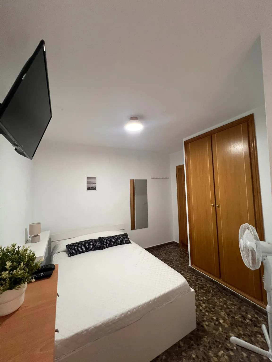 Private room in Carrer de Vicente la Roda, Valencia (1595959) ROOM 2