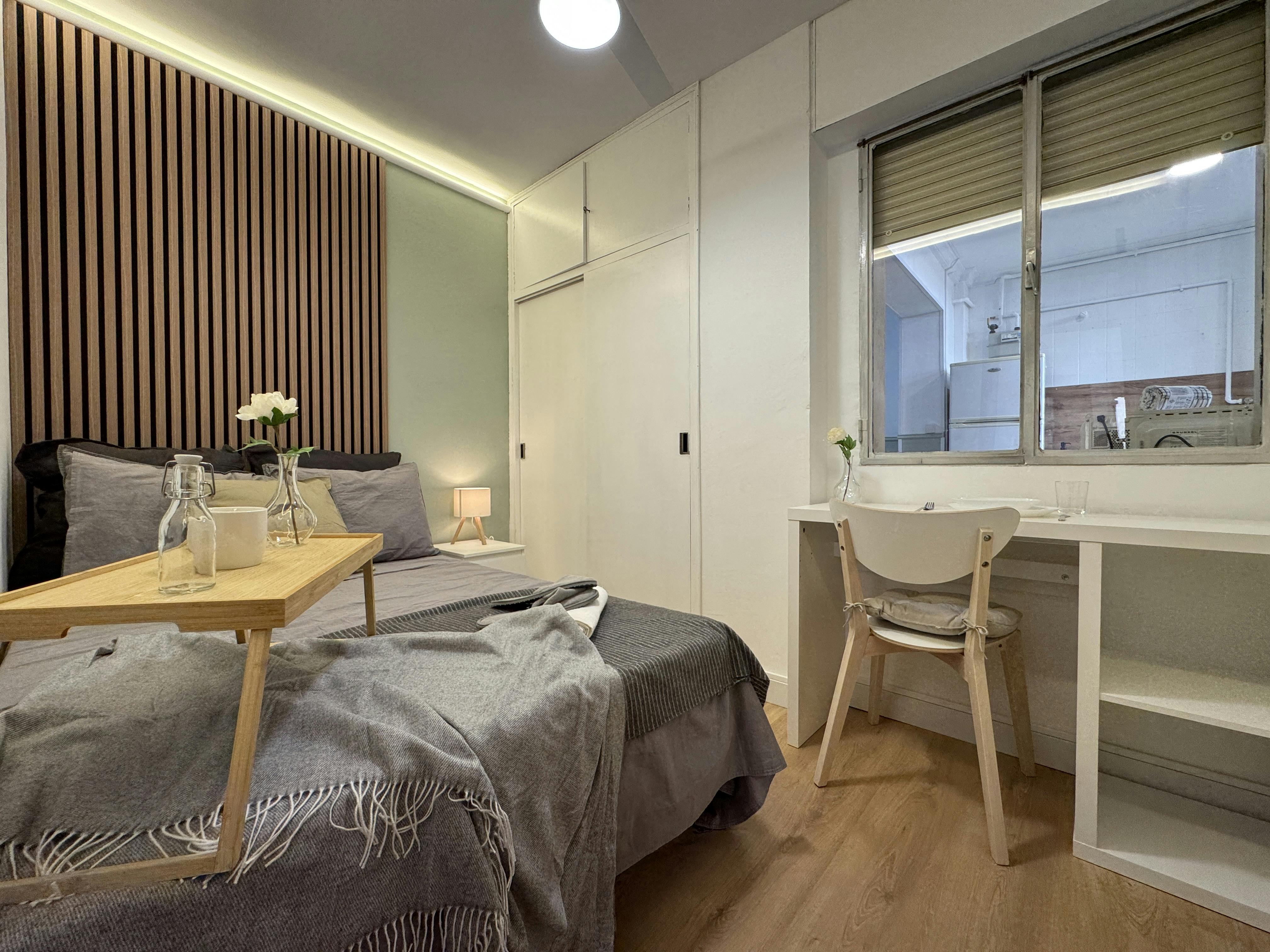 Plaza Villafranca de los Barros, Madrid preview