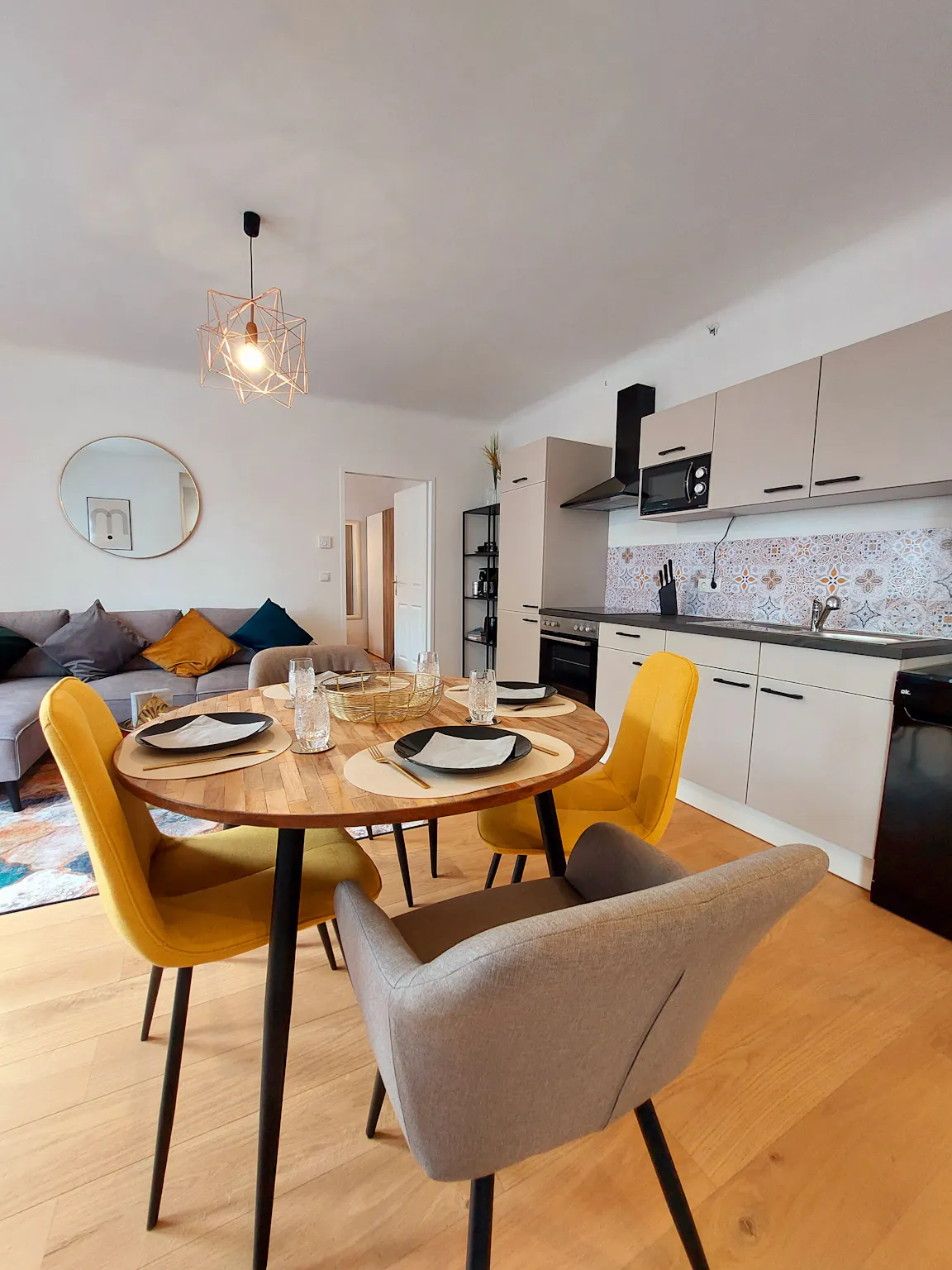 2-Bedroom Apartment in Auhofstraße, Vienna (1596395) ROOM 1