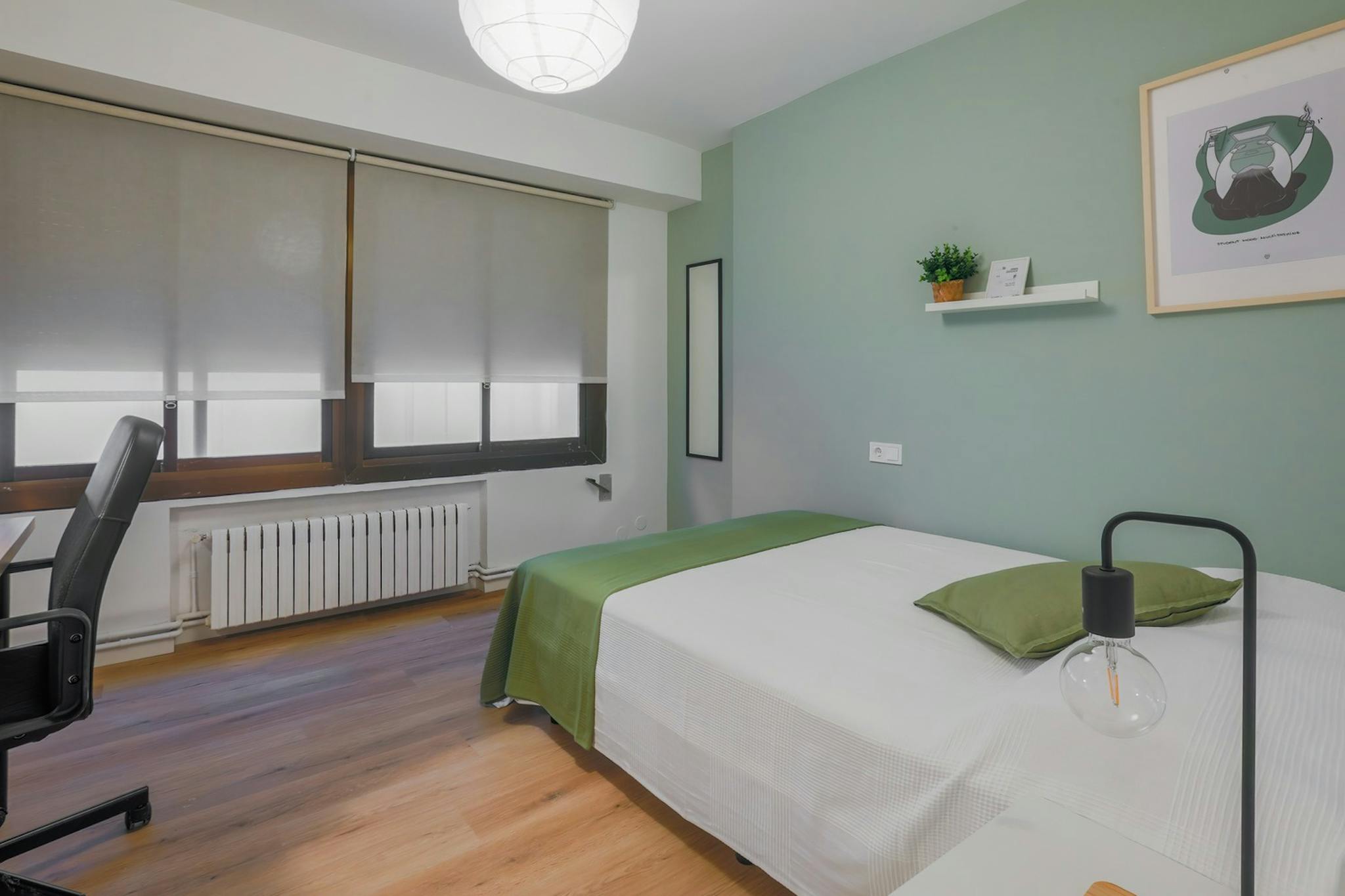 Carrer d'Enmig, Castelló de la Plana preview