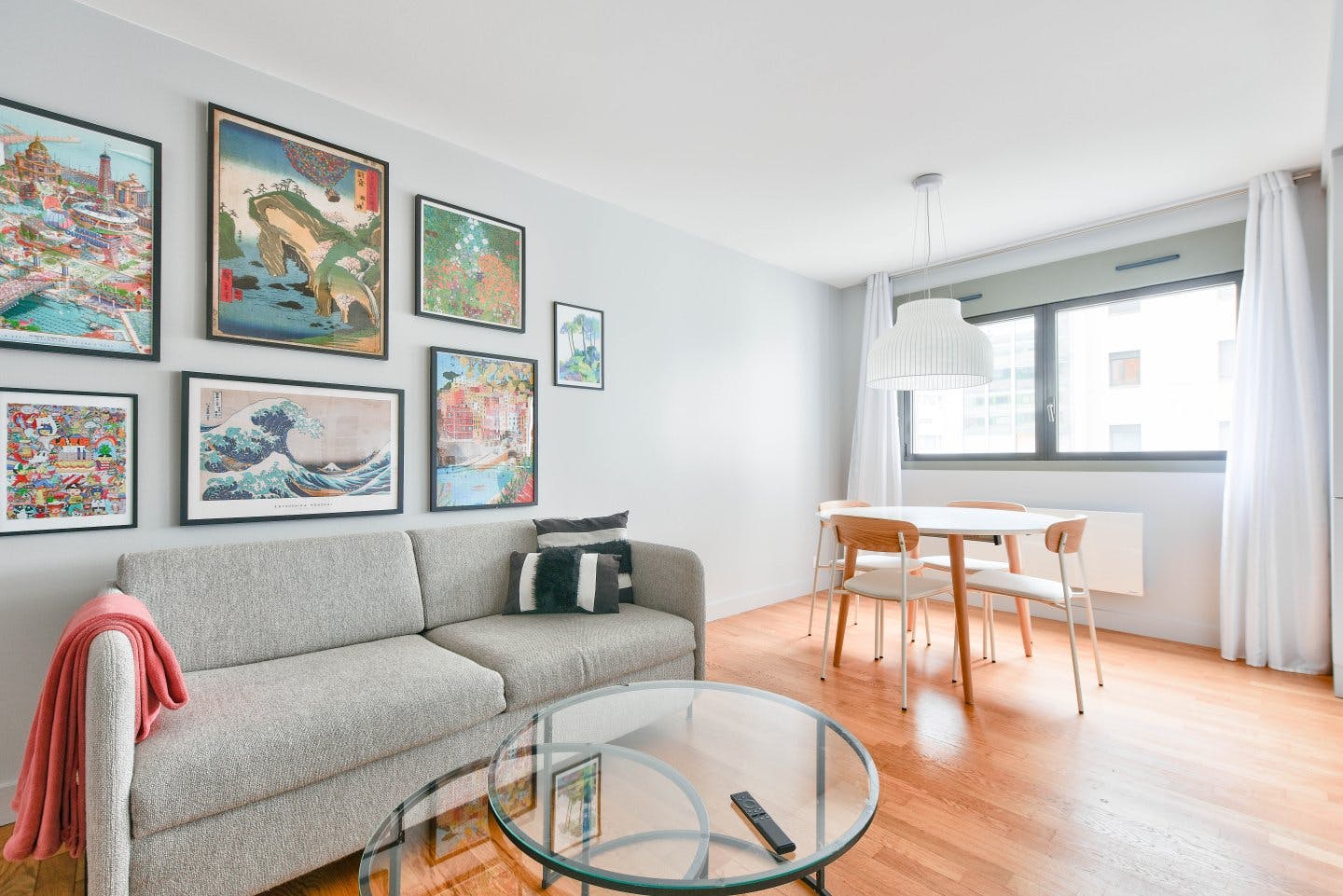 Apartment for rent for €2,565 per month in Paris, Villa de Lourcine