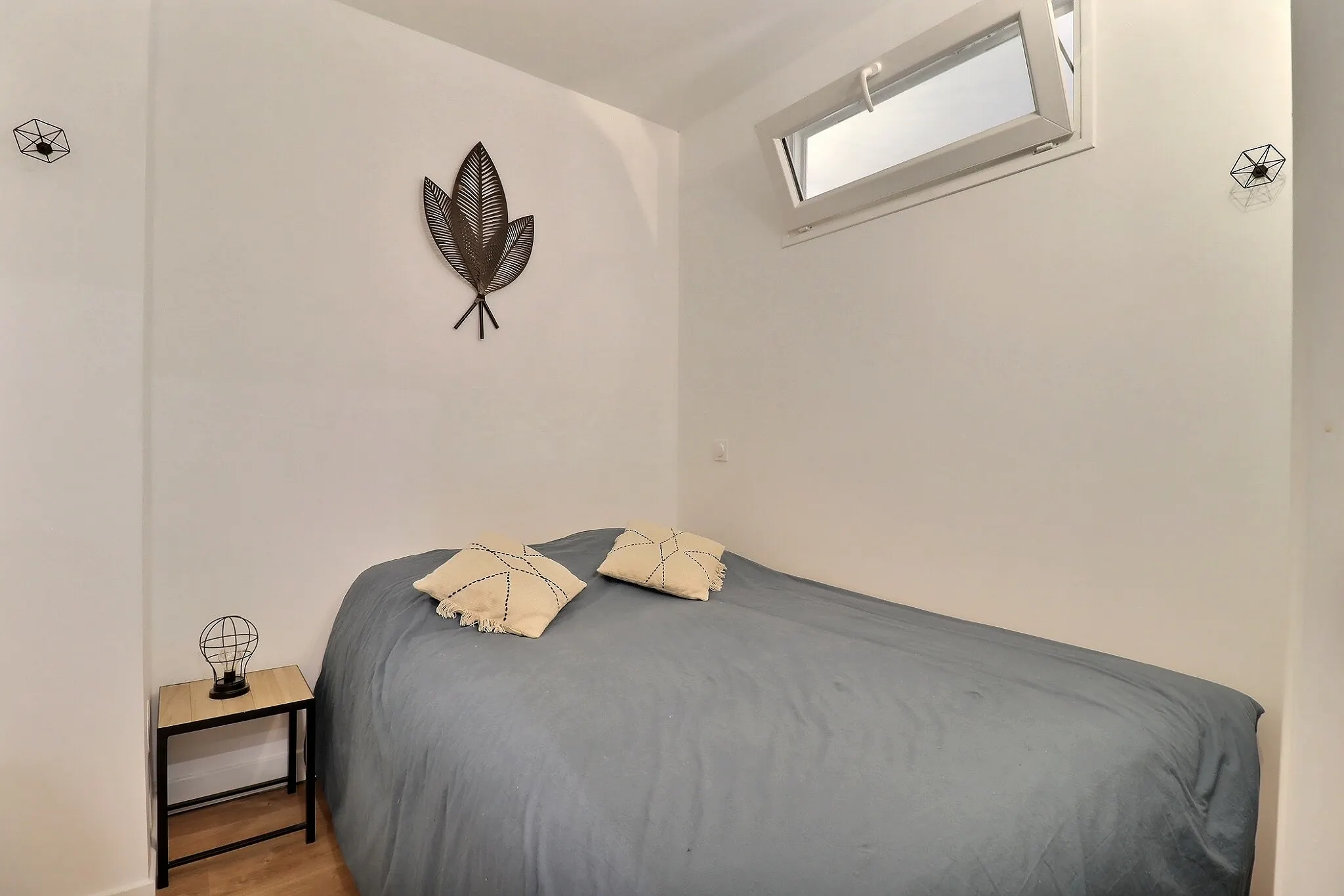 1-Bedroom Apartment in Rue Michel Ange, Paris (1597176) ROOM 1