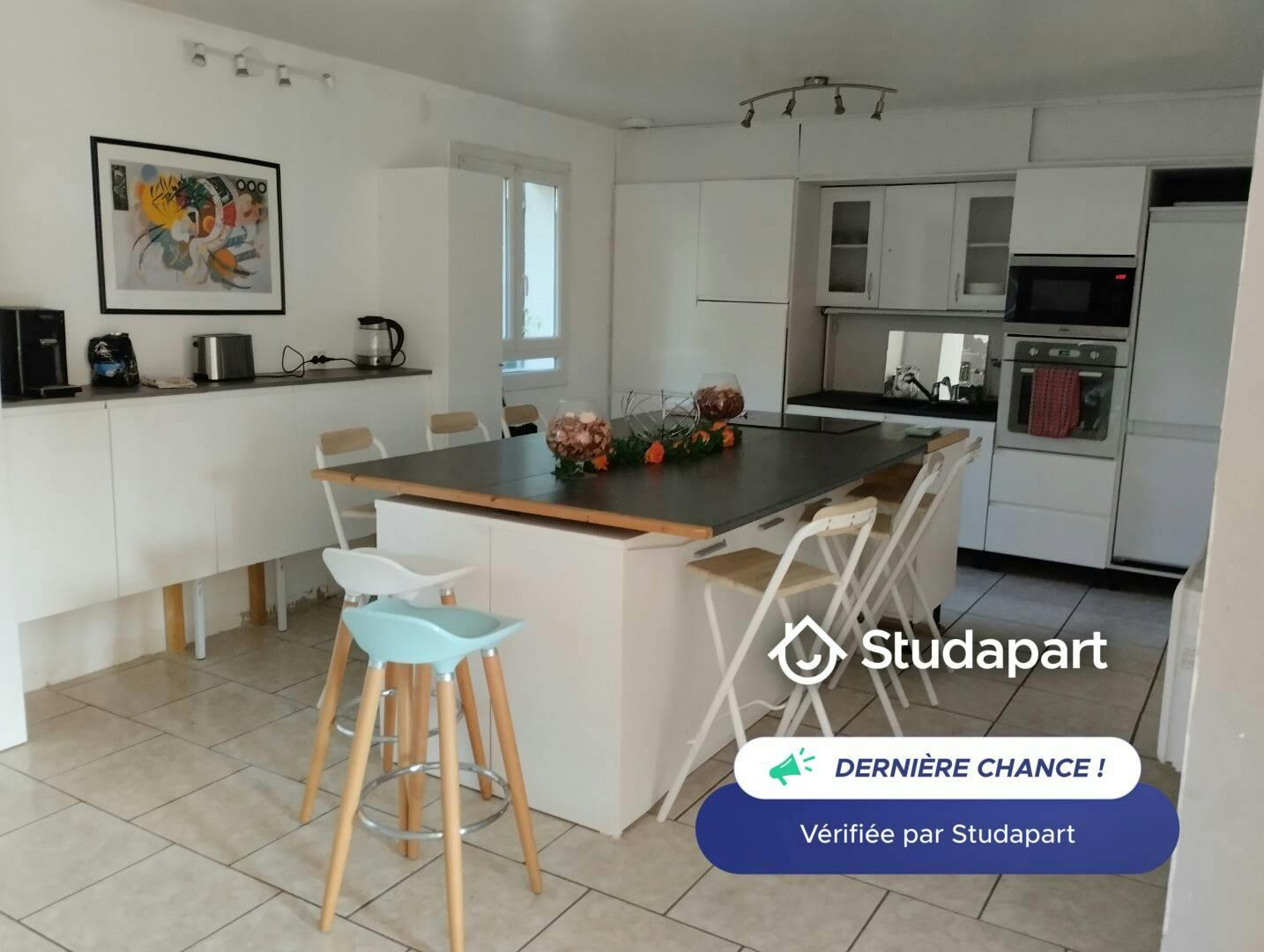 Private room for rent for €405 per month in Lardy, Allée des Bosquets