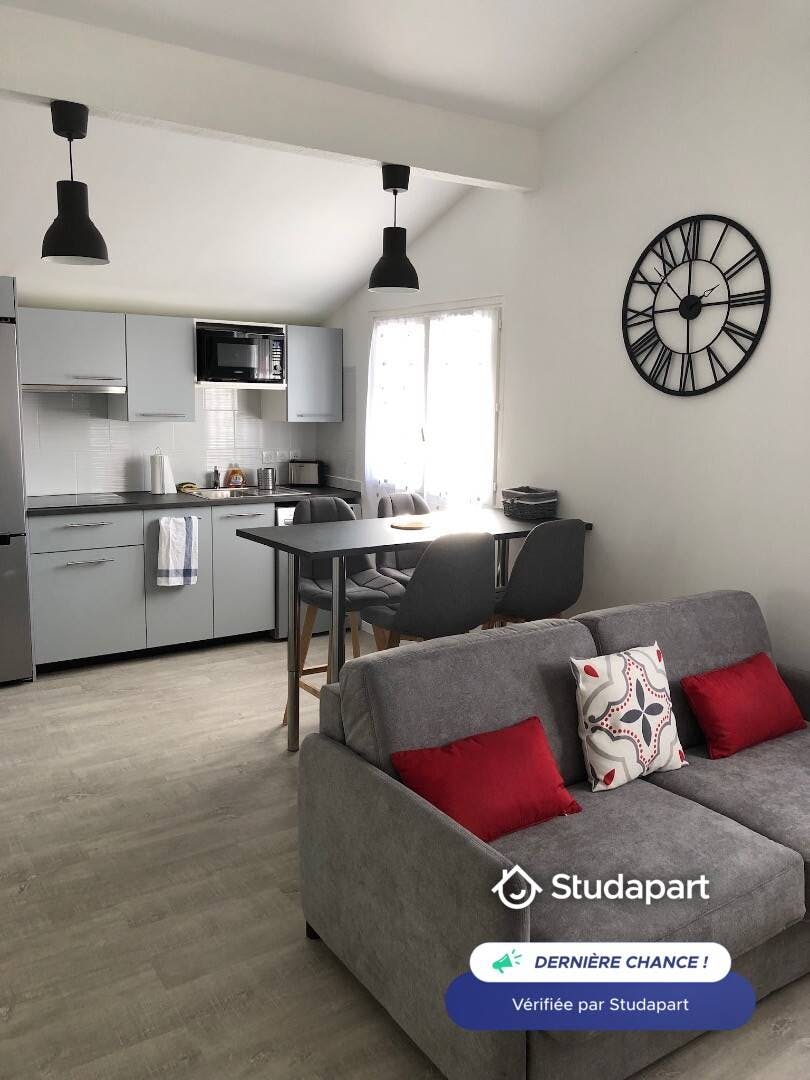 Apartamento en alquiler por 500 € al mes en Urrugne, Rue Loperena