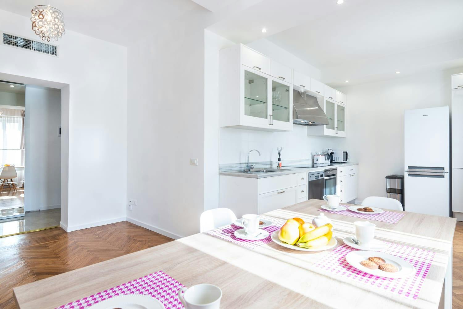 Via Felice Casati, Milan