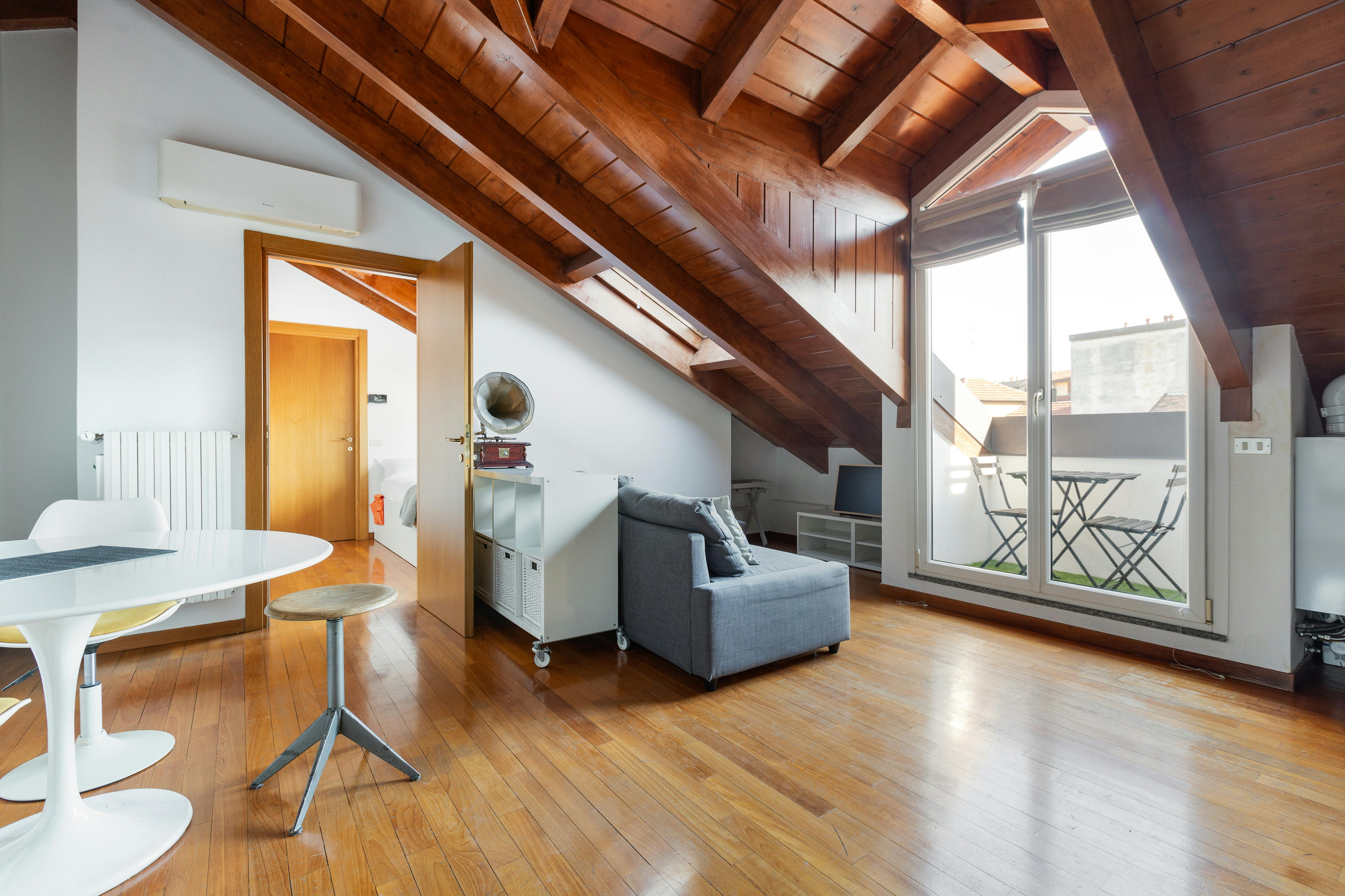 Apartment for rent for €2,000 per month in Milan, Via Luigi Pasteur