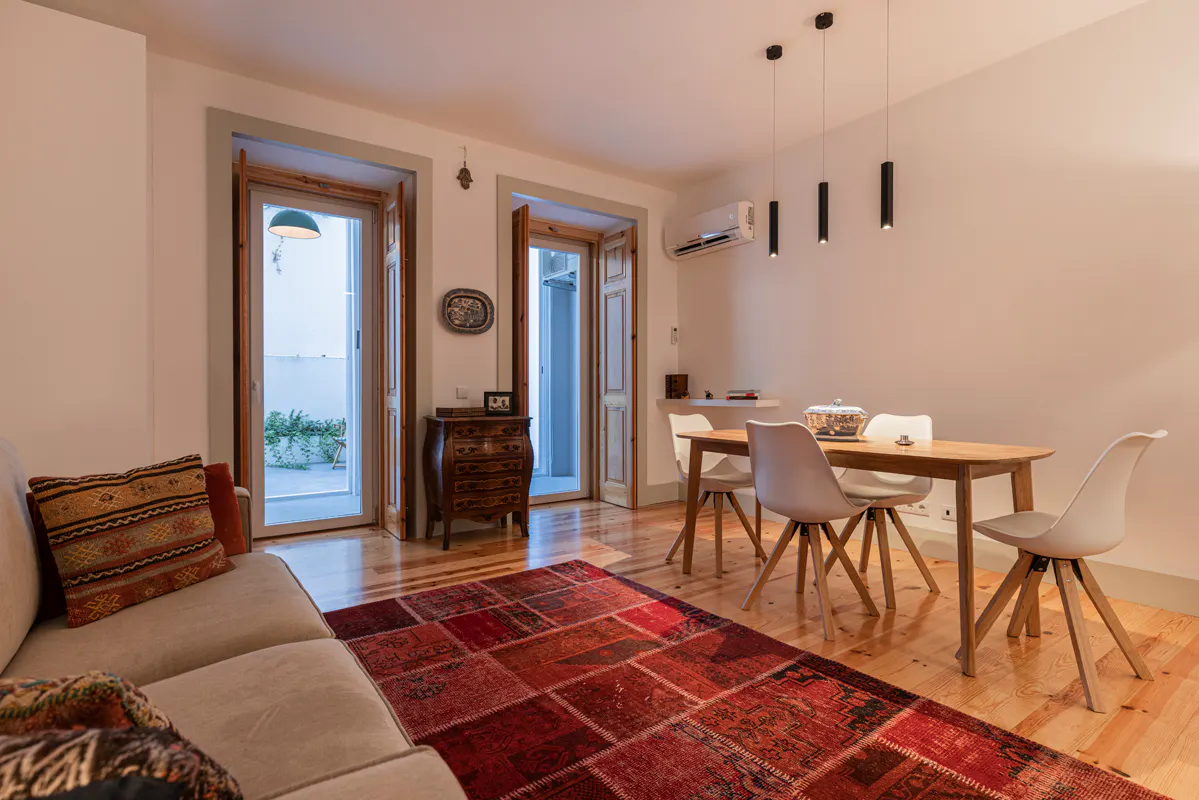 1-Bedroom Apartment in Rua Damasceno Monteiro, Lisbon (1597770) ROOM