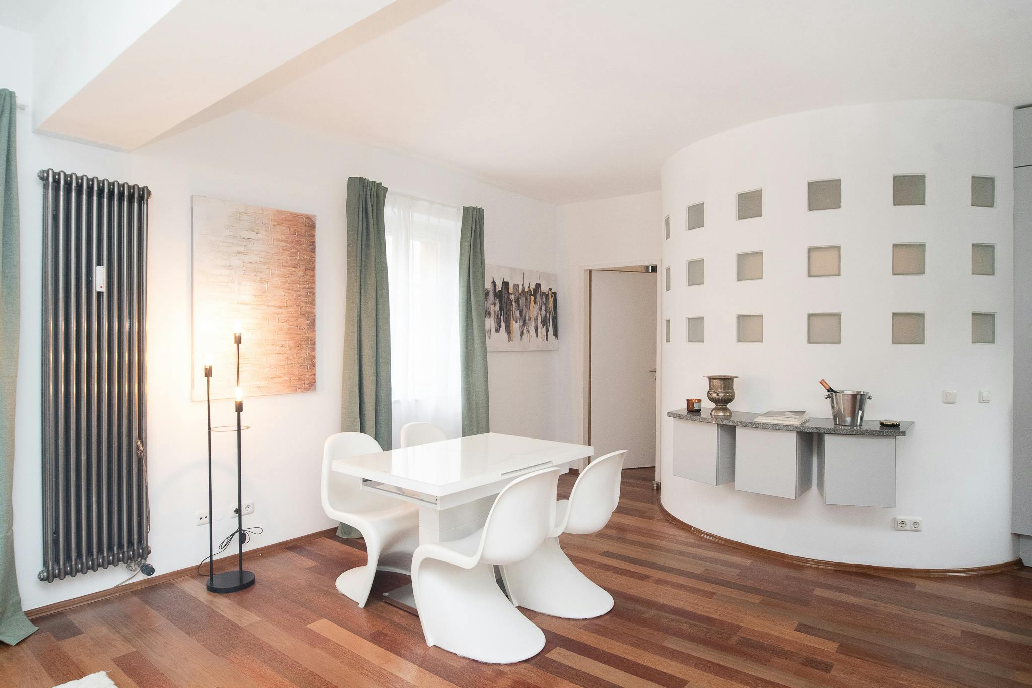 Lägenhet att hyra för 2 990 € i månaden i Munich, Winthirstraße