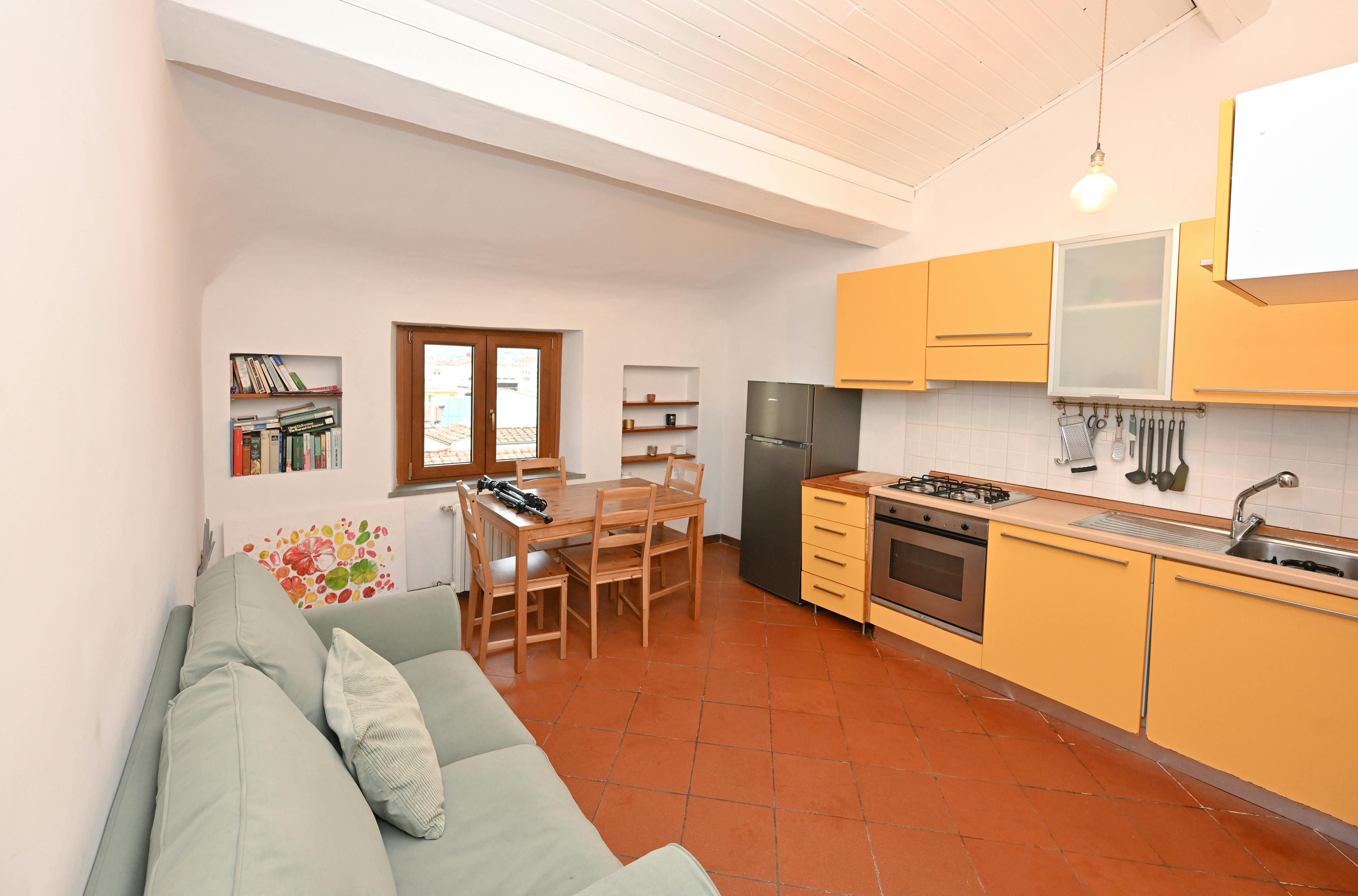 Appartamento in affitto a 1500 € al mese a Florence, Via Fra' Bartolomeo