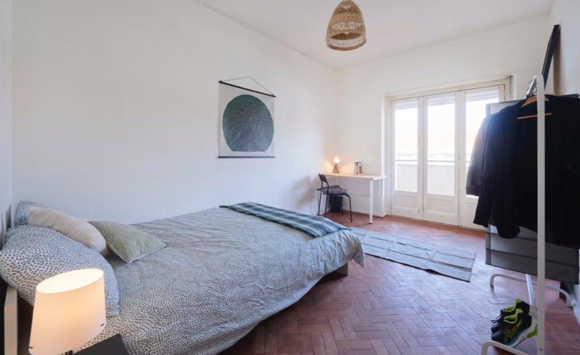 Private room for rent for €690 per month in Lisbon, Rua Tristão Vaz