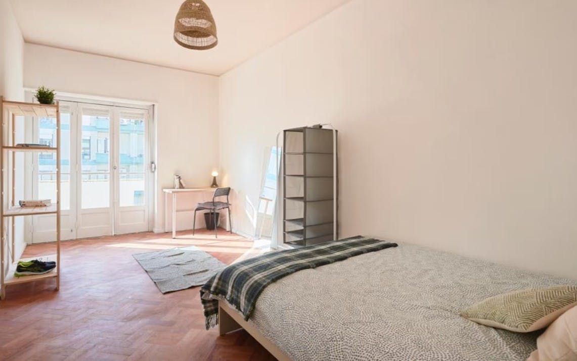 Private room for rent for €550 per month in Lisbon, Rua Tristão Vaz