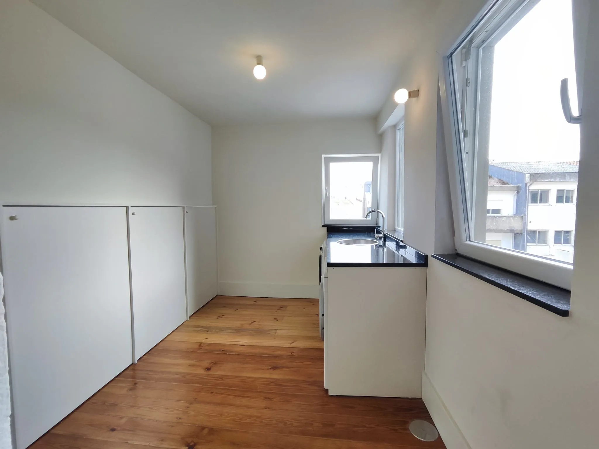 1-Bedroom Apartment in Rua de Vale Formoso, Porto (1598041) ROOM 4