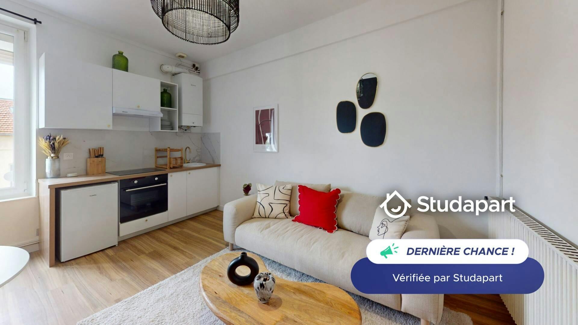Wohnung zu mieten für 800 € pro Monat in Reims, Rue Grandval