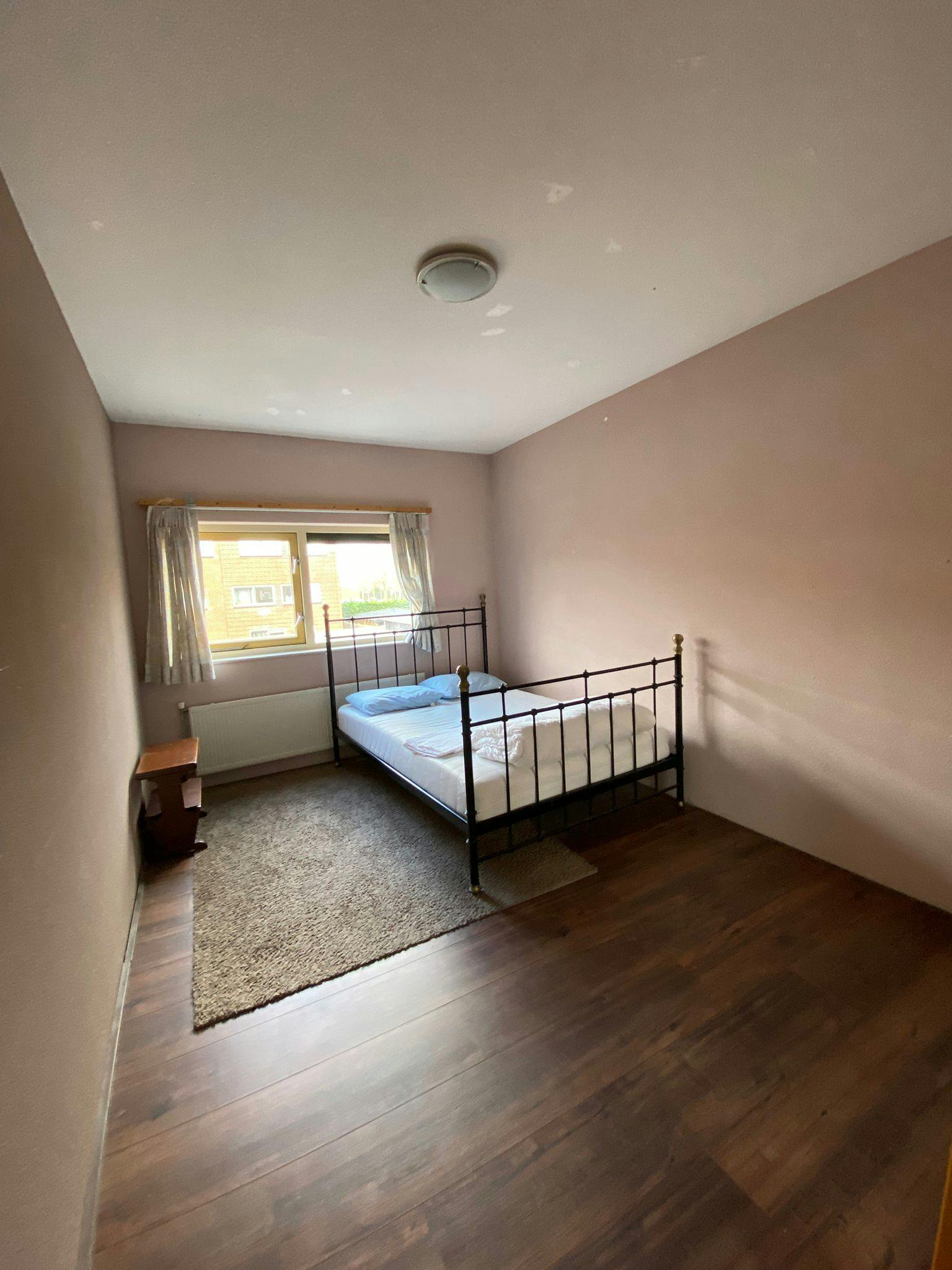 Kamer aan Catharijnepoort, Nieuw-Vennep