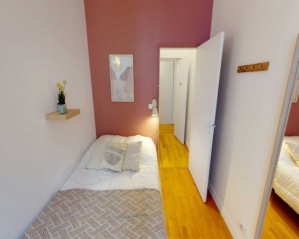 Single room Paris, 1 bed, 14m² — photo 21