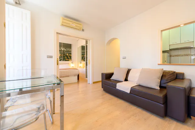 1-Bedroom Apartment in Calle de San Bernardo, Madrid (1598164) room image 54