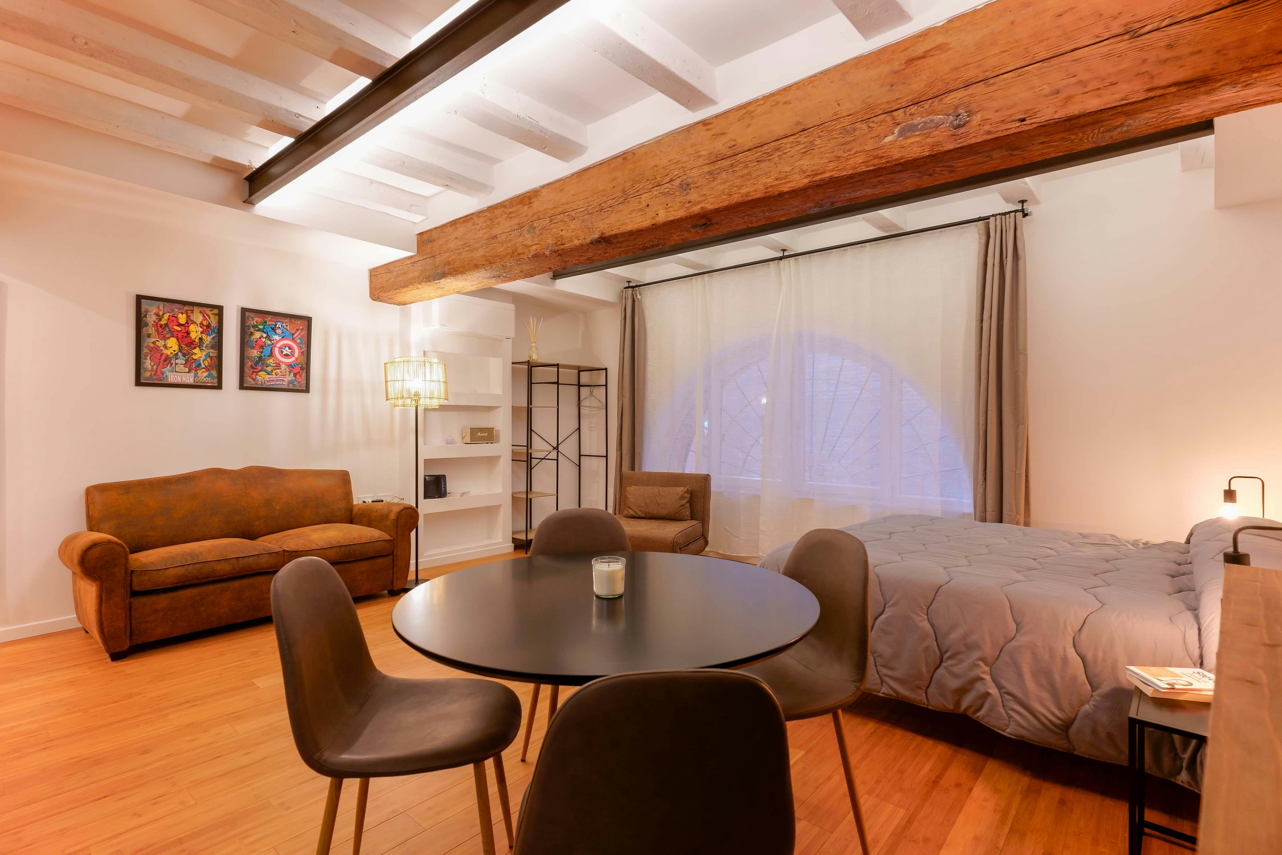 Via de' Pepoli, Bologna preview