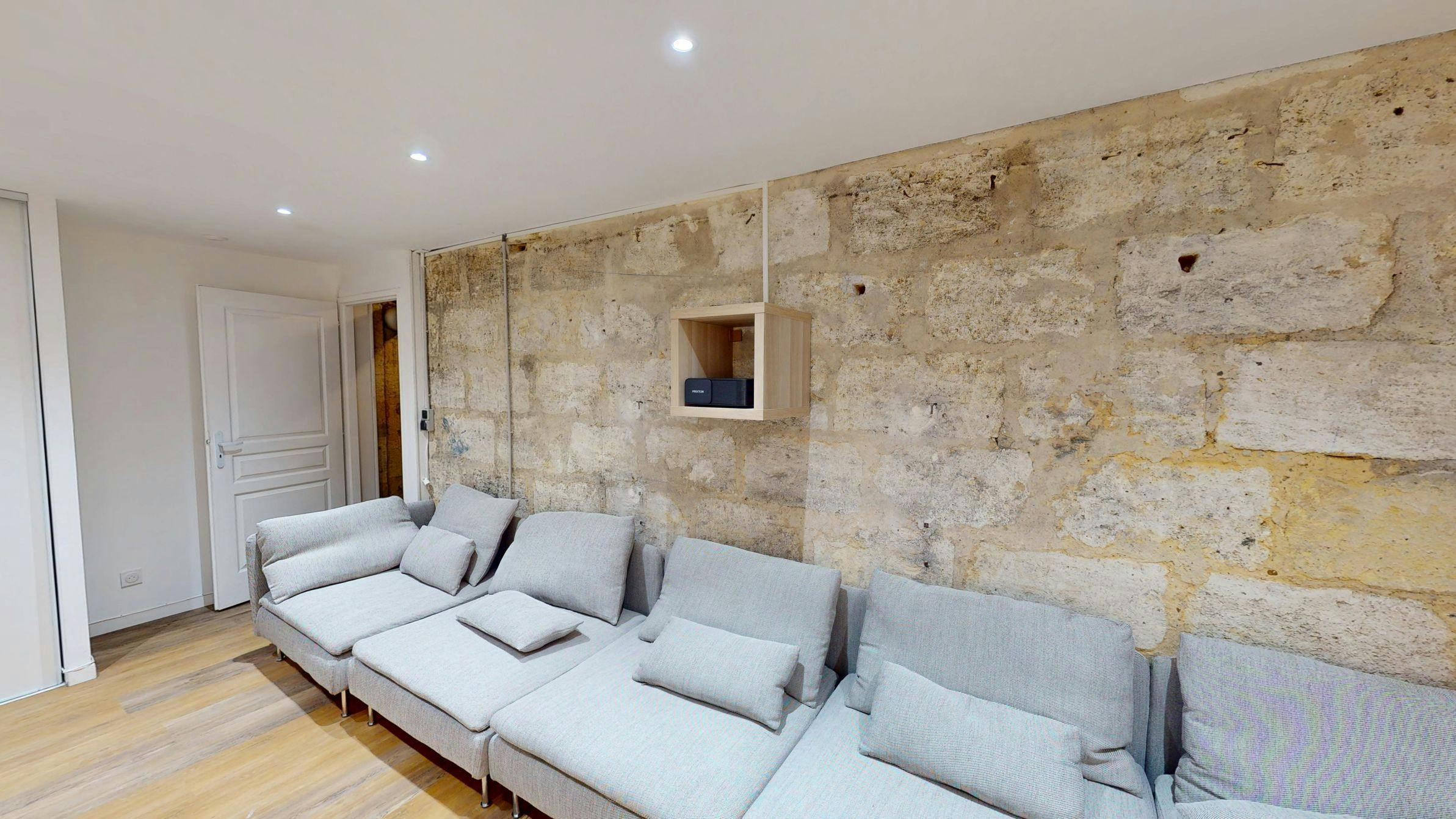Apartment Bordeaux, 1 bed, 32m² — photo 5