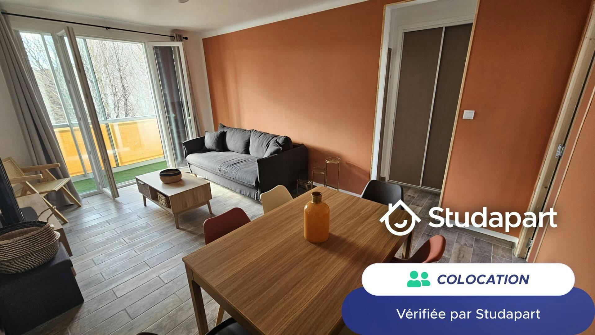Отдельная комната сдается в аренду за 540 € в месяц в Marseille, Allée Vendémiaire