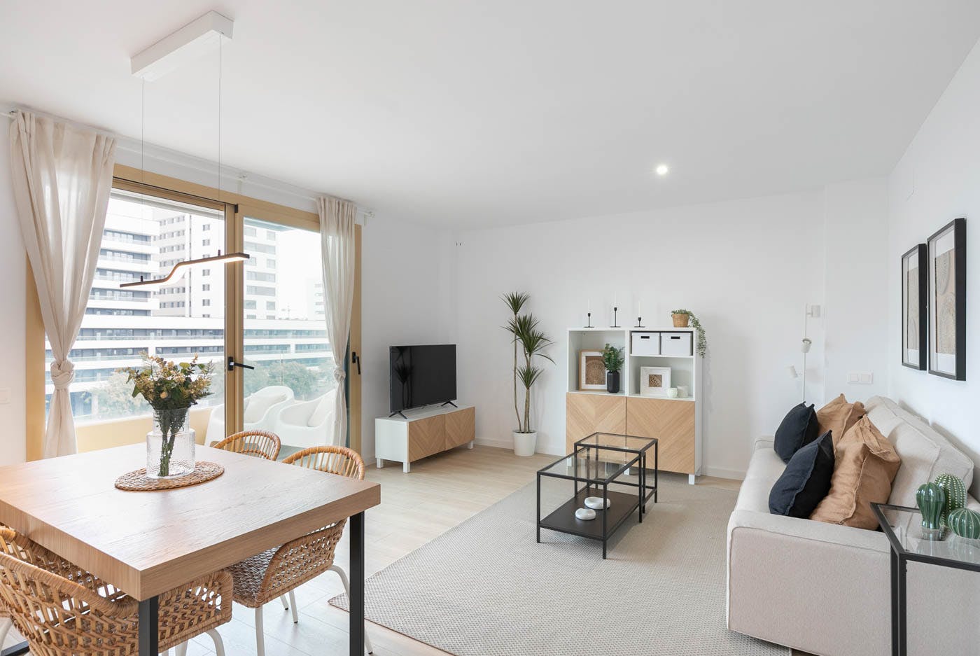 Apartment for rent for €1,750 per month in Badalona, Carrer de Pi i Margall