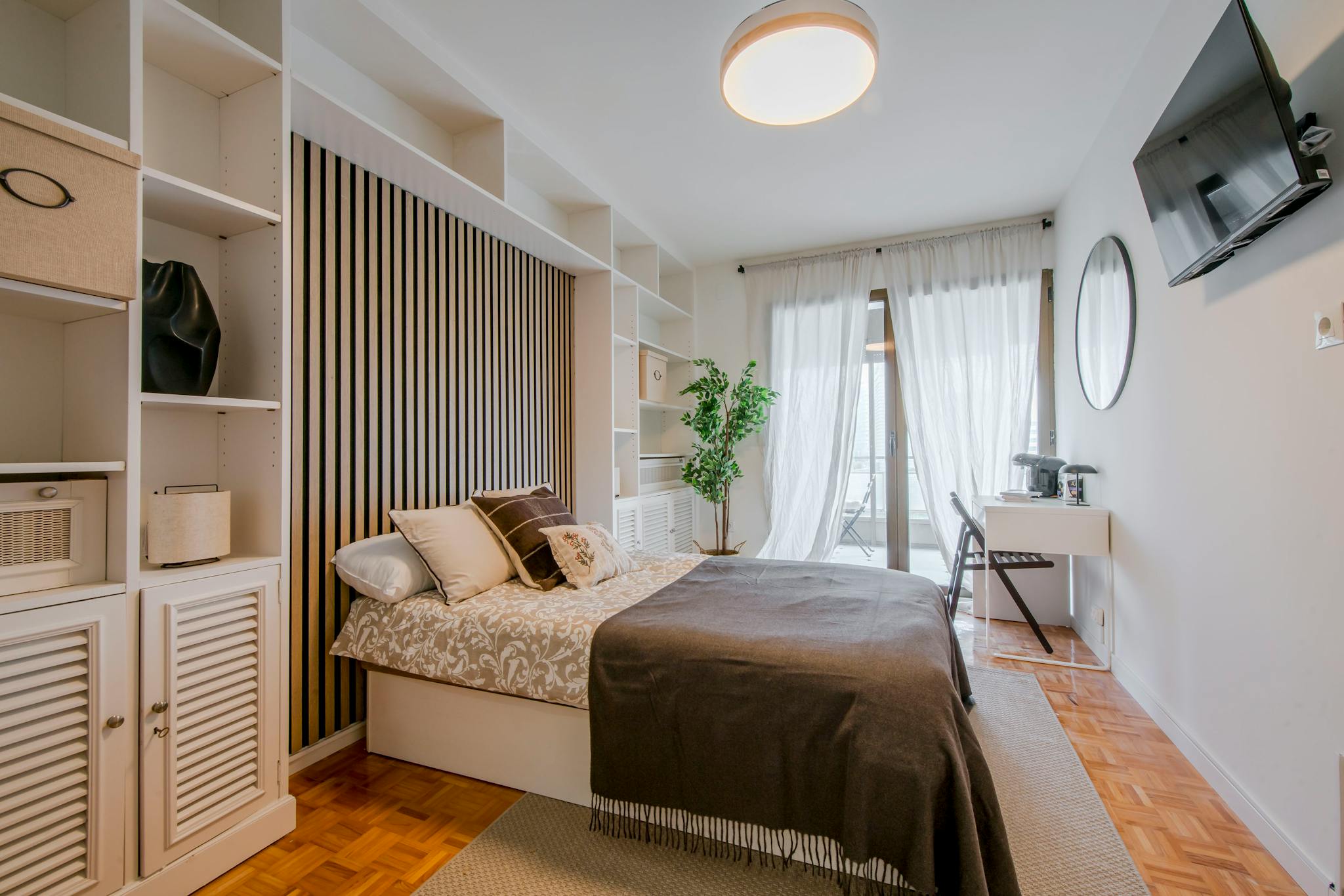 Avenida de Brasilia, Madrid preview