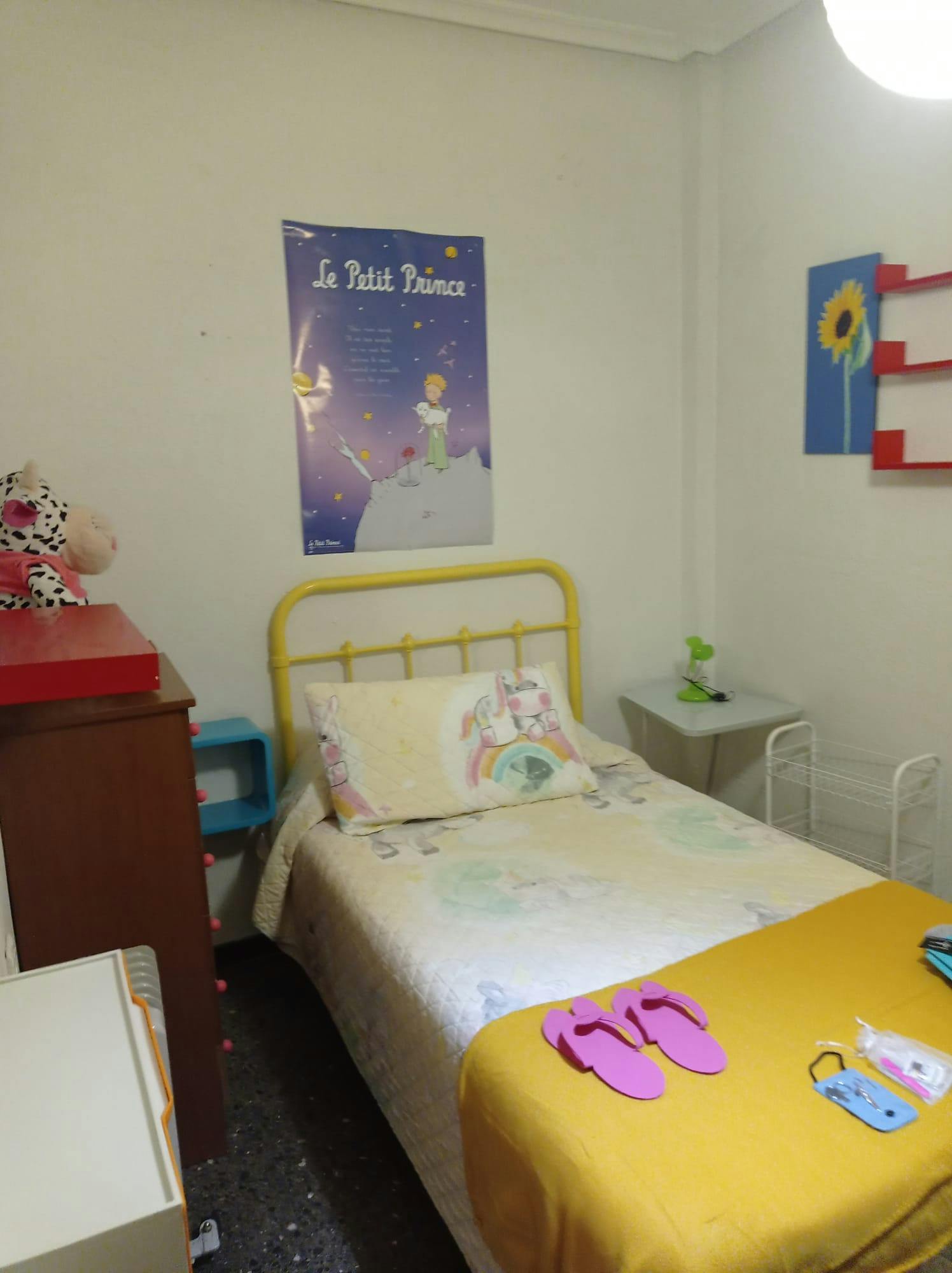 Отдельная комната сдается в аренду за 289 € в месяц в Jaén, Calle Sagrada Familia