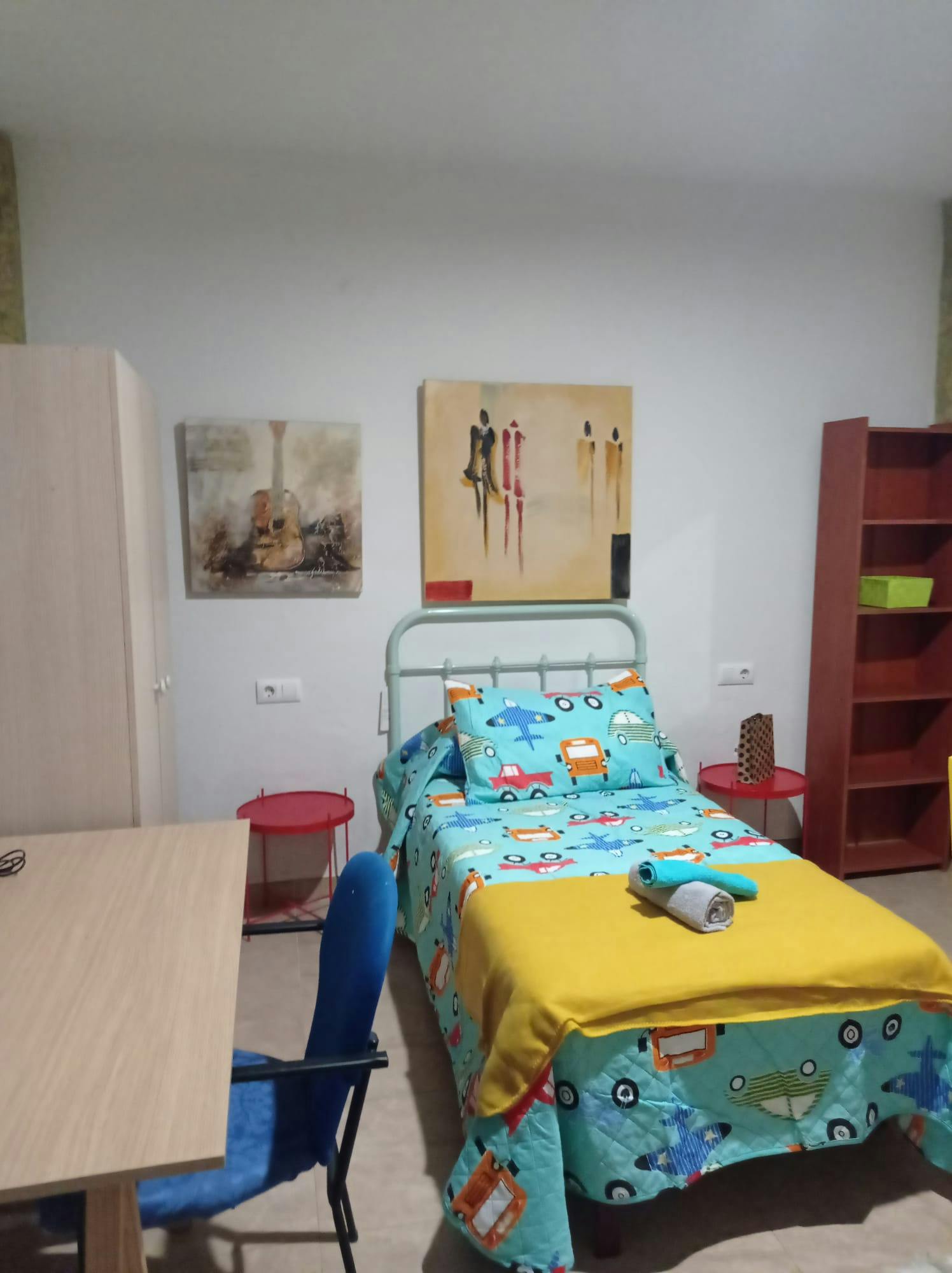 Stanza privata in affitto a 280 € al mese a Jaén, Calle Sagrada Familia