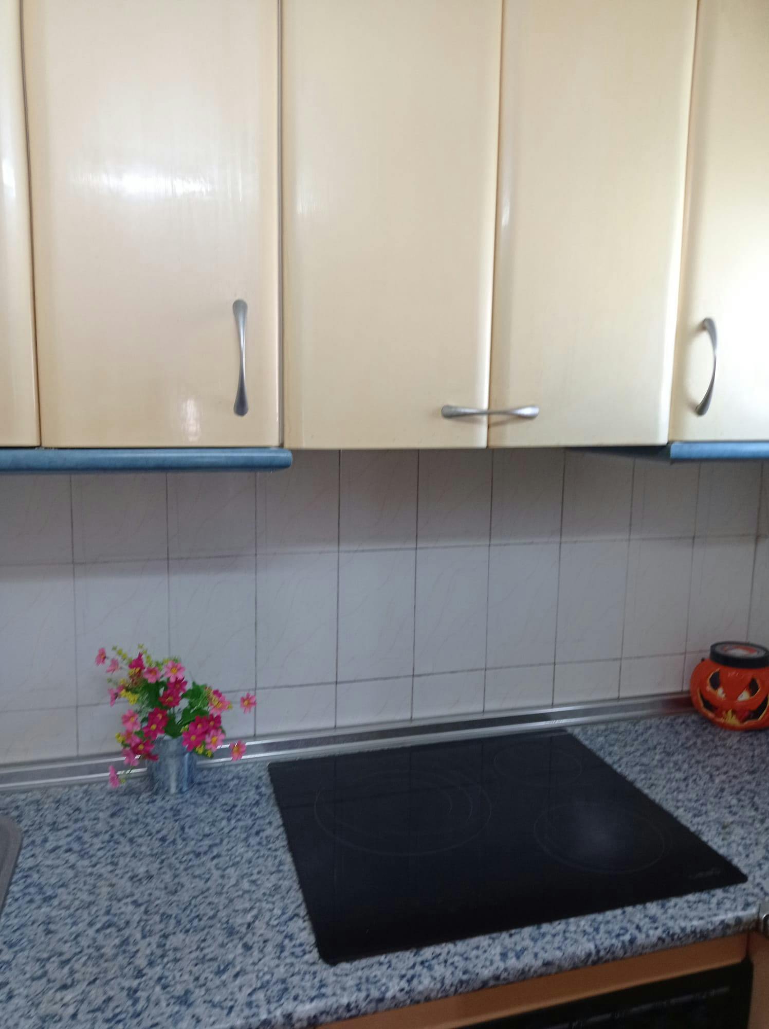 Private room for rent for €299 per month in Jaén, Calle del Padre Poveda