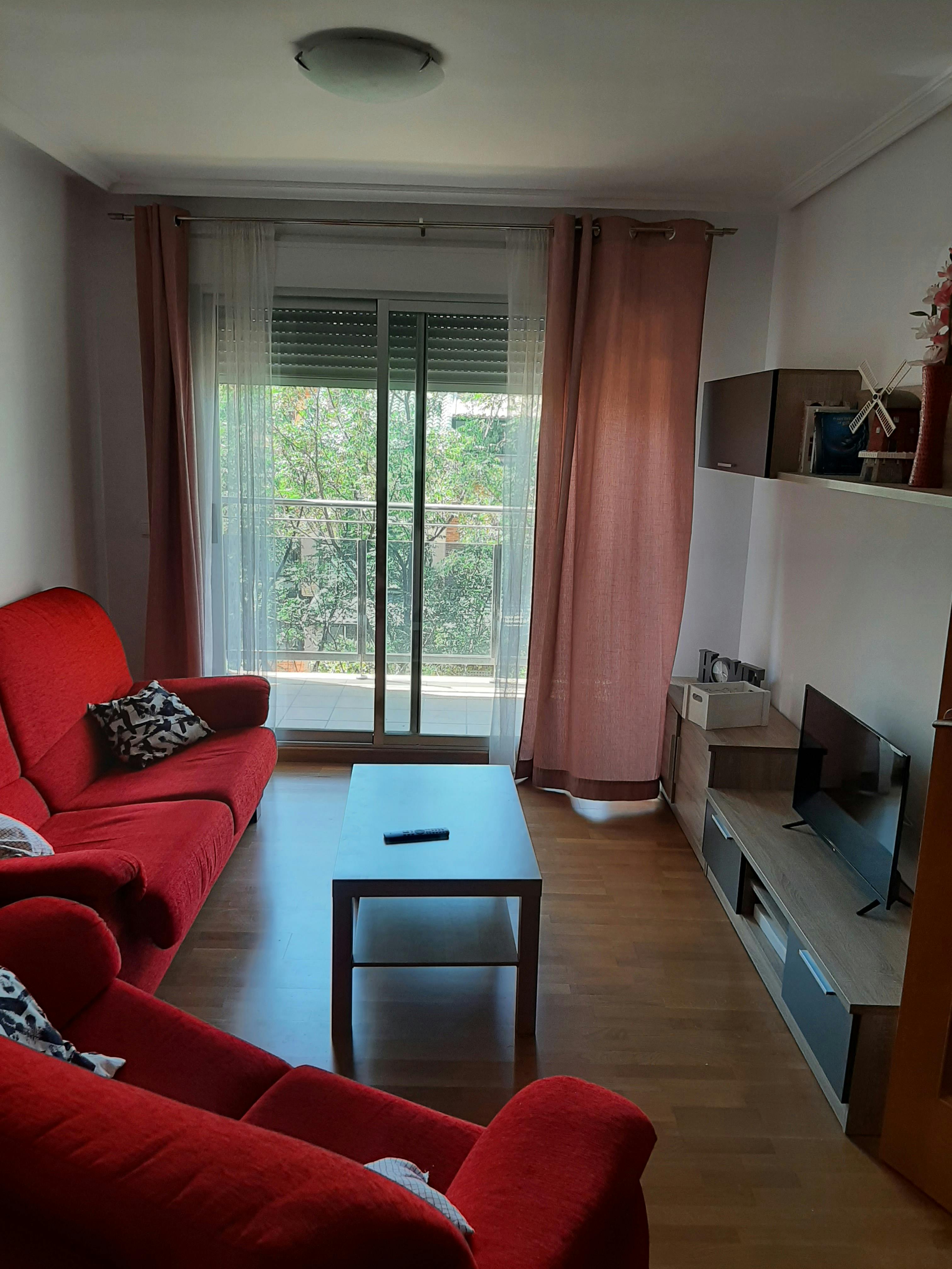Private room for rent for €420 per month in Murcia, Avenida Juan Pablo II