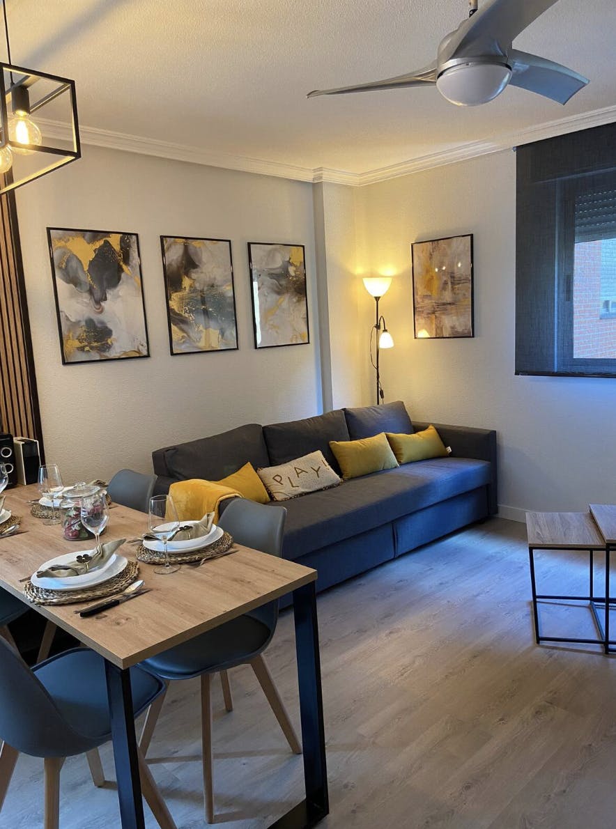 Apartment for rent for €1,130 per month in Santa Marta de Tormes, Calle del Silencio