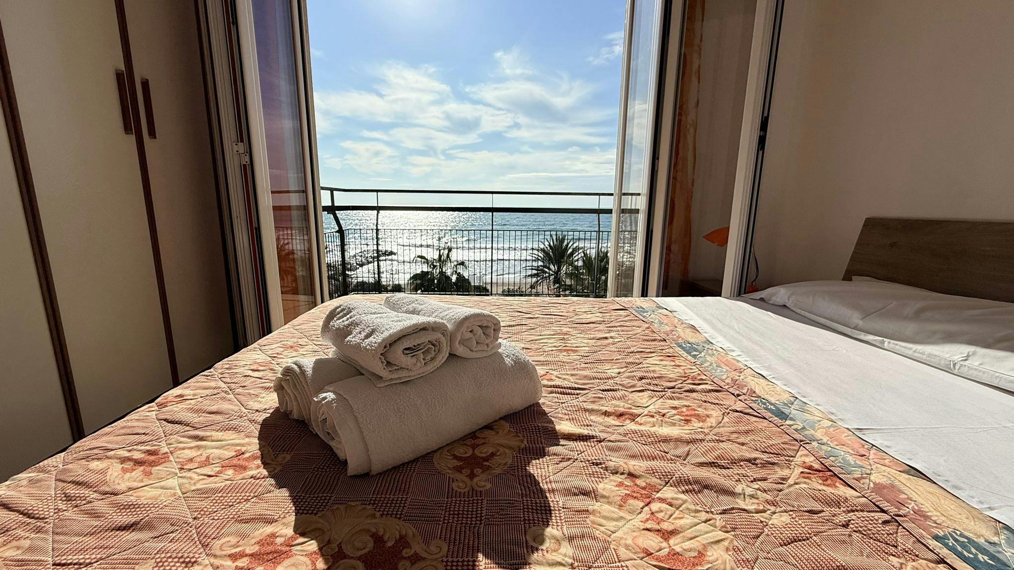 Appartement te huur voor € 1 per maand in Marina di Andora, Via Aurelia